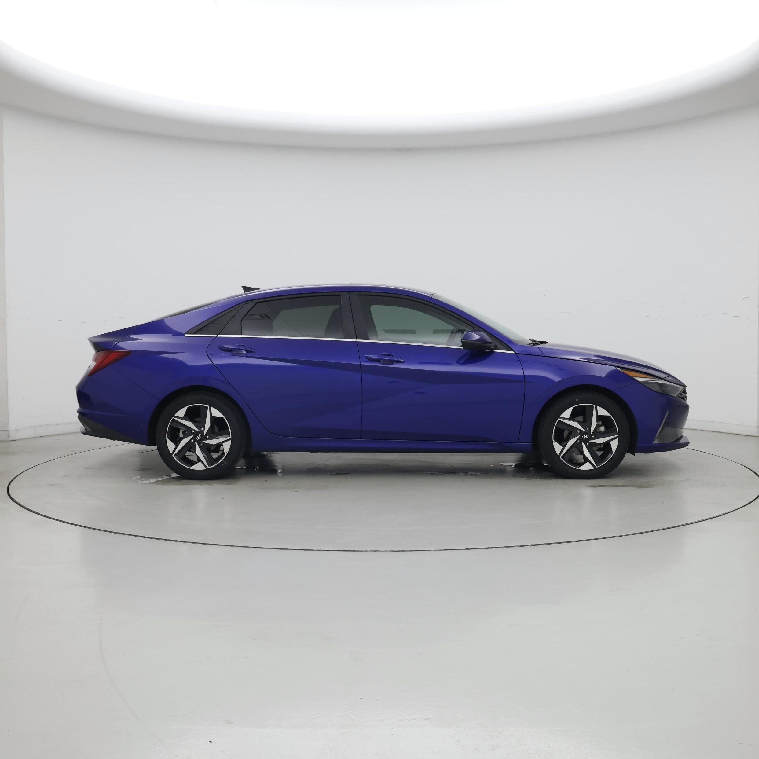 Thumbnail: 2023 Hyundai Elantra - 7