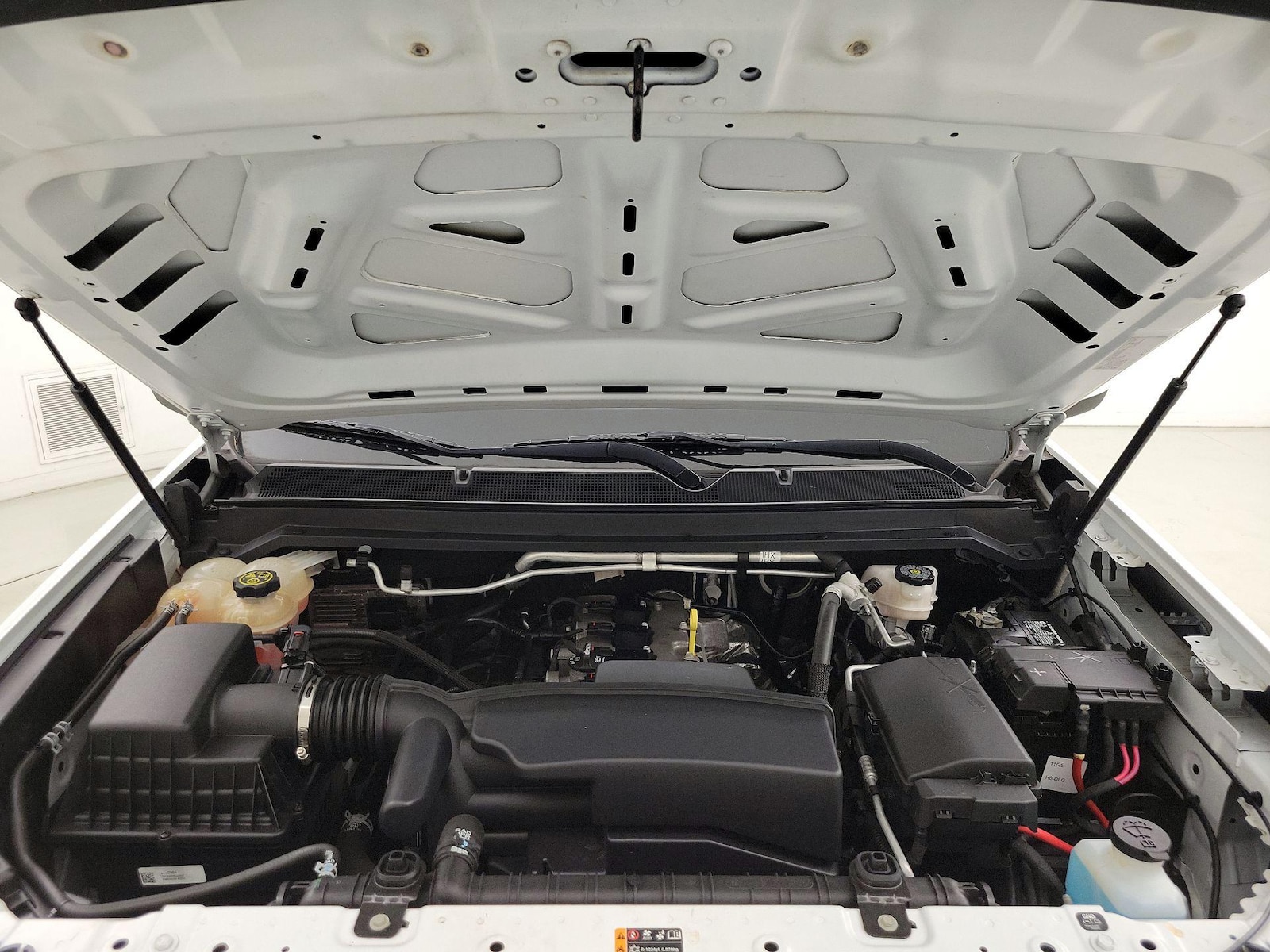 2022 Chevrolet Colorado LT - Photo 23