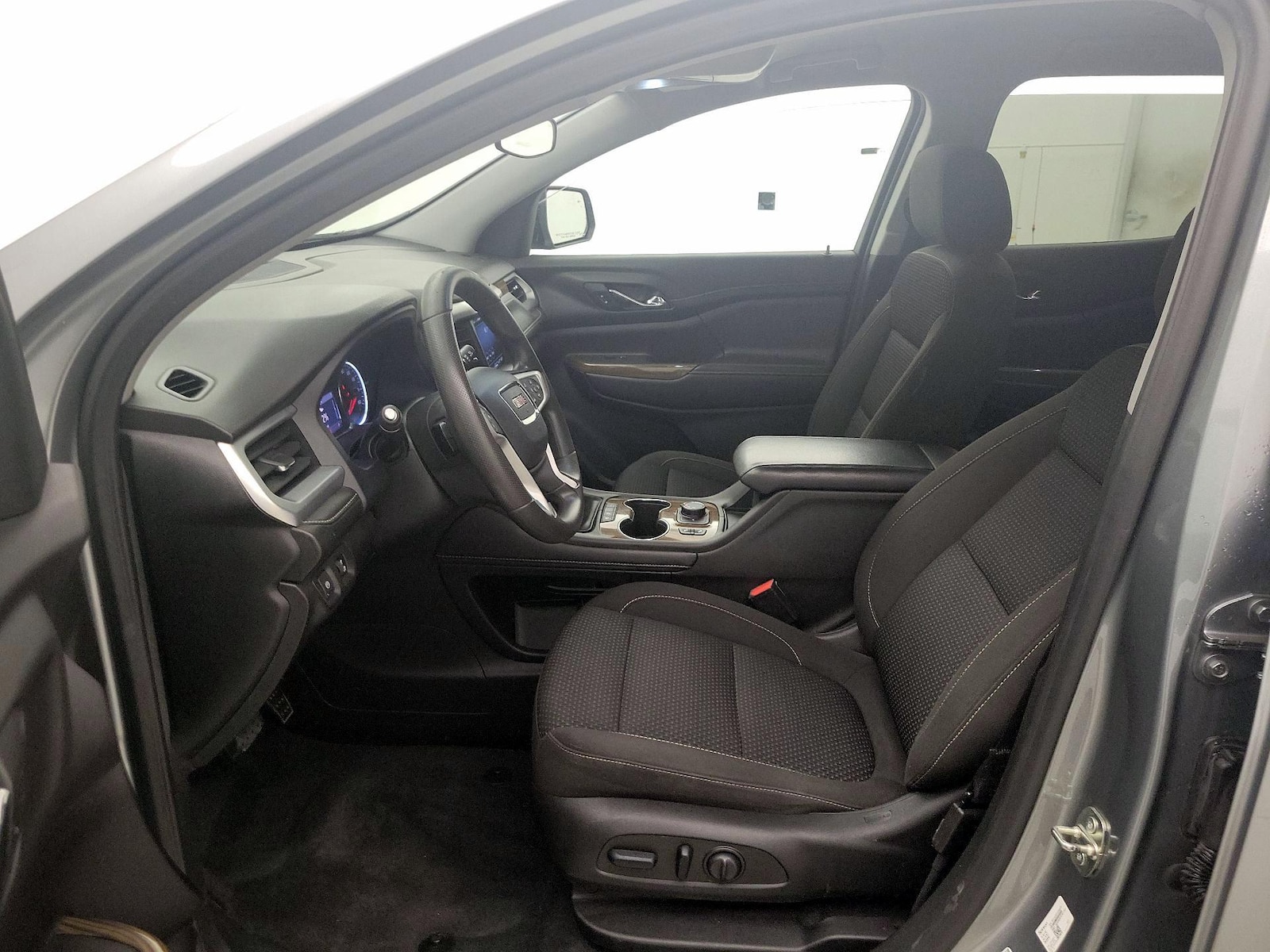 Power Seat(s) & Side Airbags