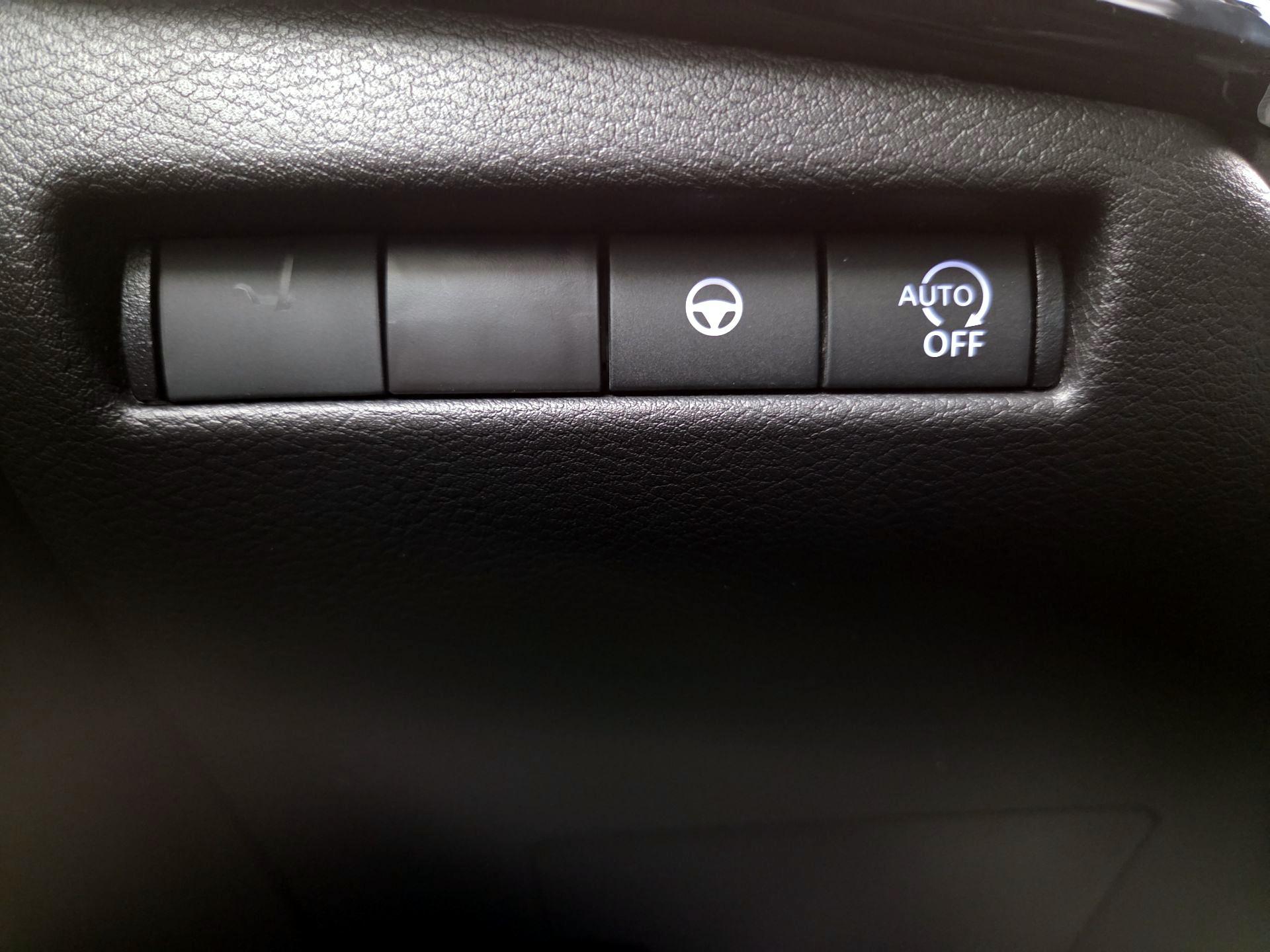 Thumbnail: 2026 Nissan Kicks - 13