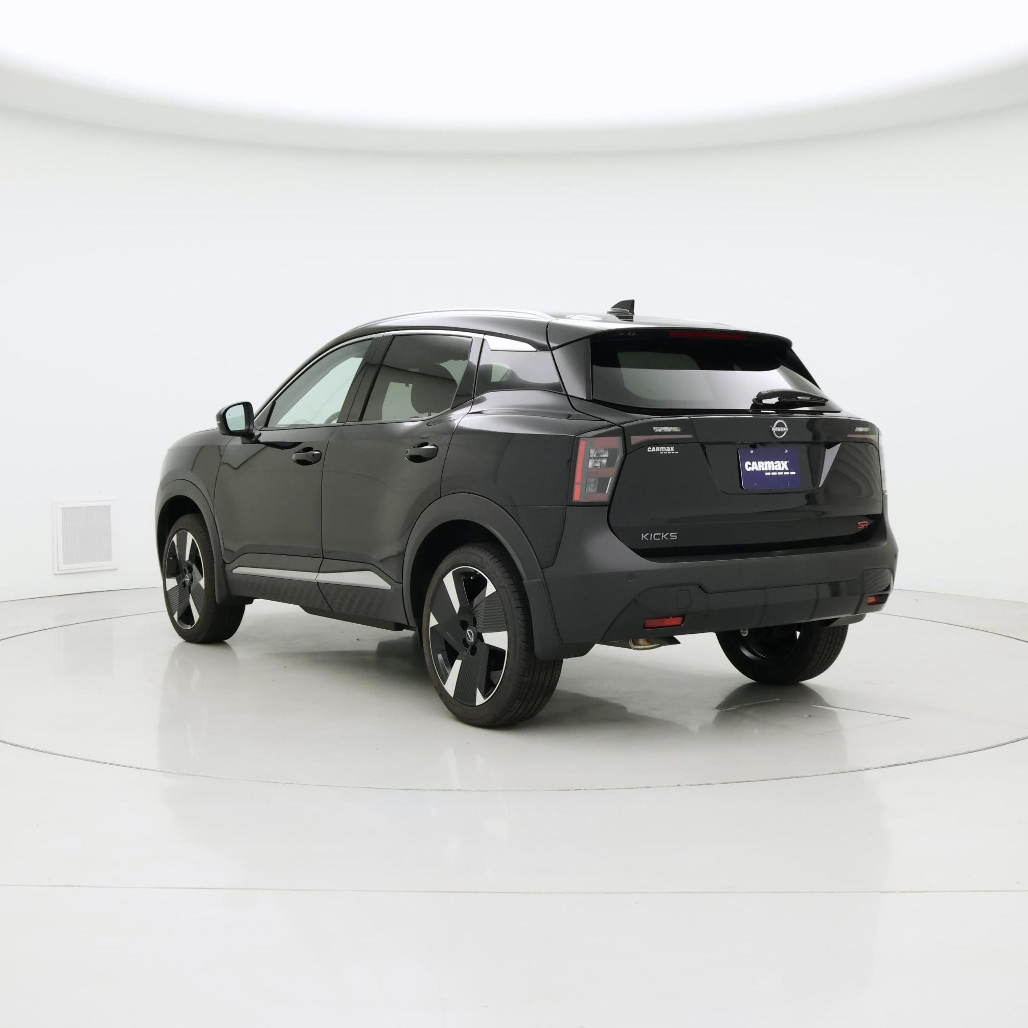 Thumbnail: 2026 Nissan Kicks - 2