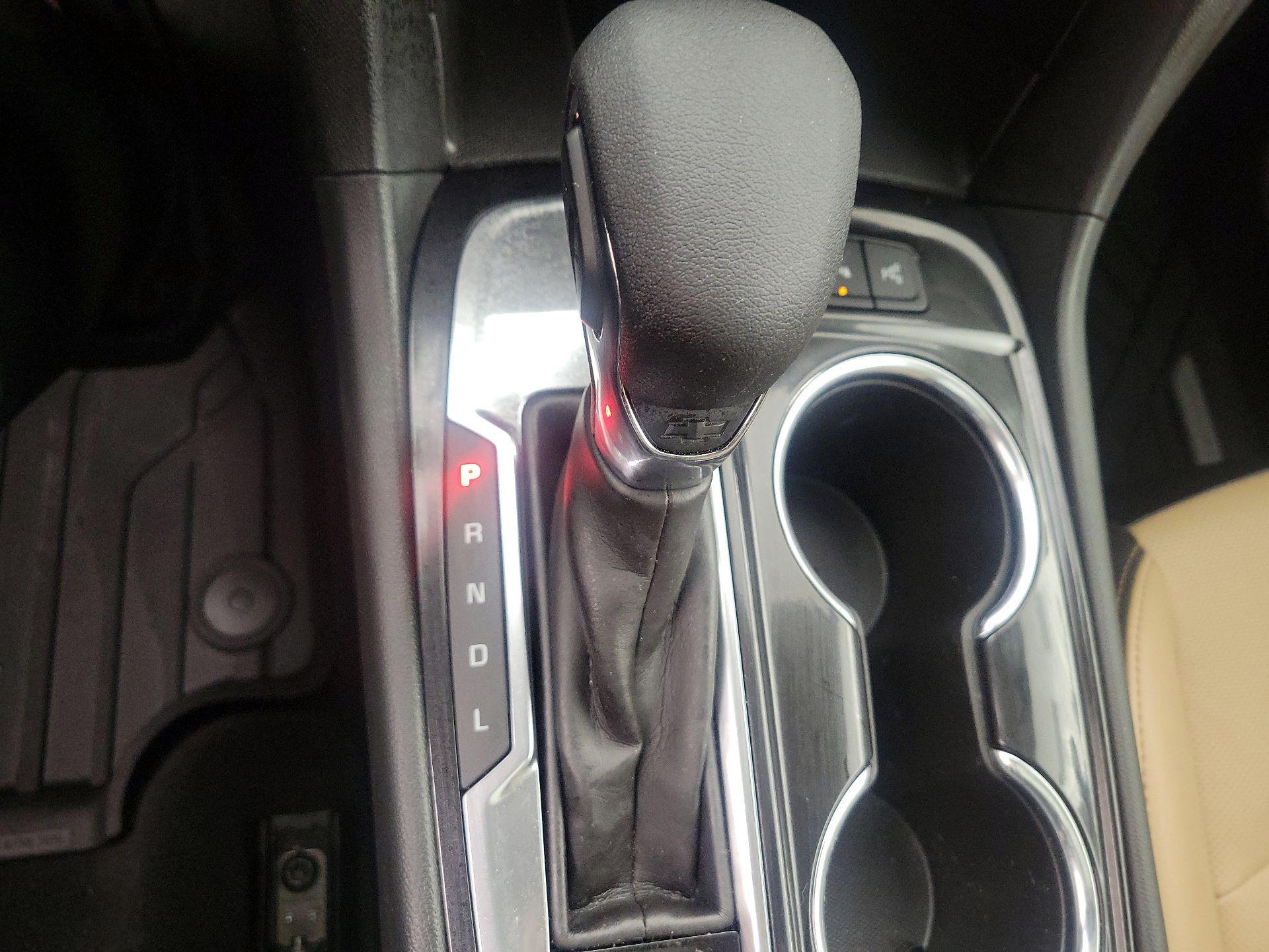 Thumbnail: 2023 Chevrolet Equinox - 18