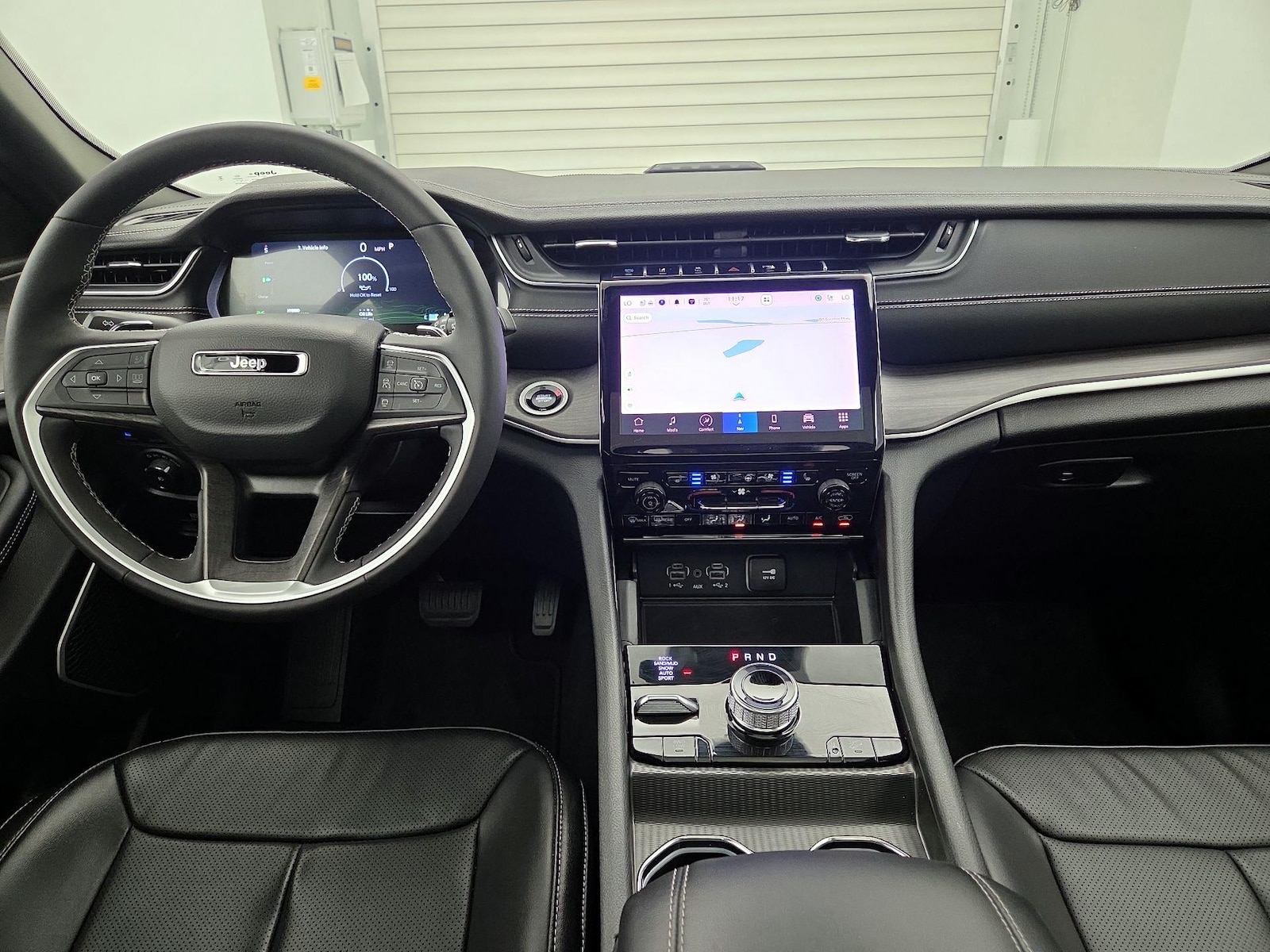 2024 Jeep Grand Cherokee Anniversary Edition 4xe - Photo 10