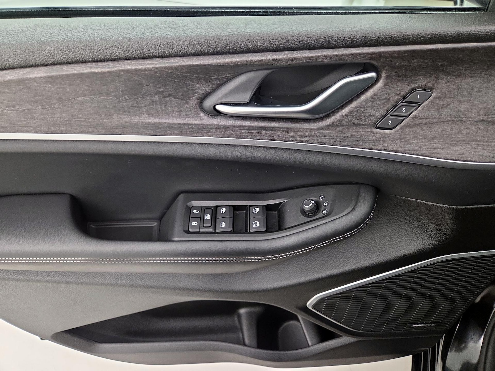 2024 Jeep Grand Cherokee Anniversary Edition 4xe - Photo 13