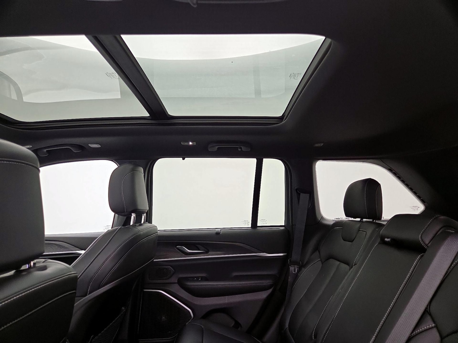 2024 Jeep Grand Cherokee Anniversary Edition 4xe - Photo 26