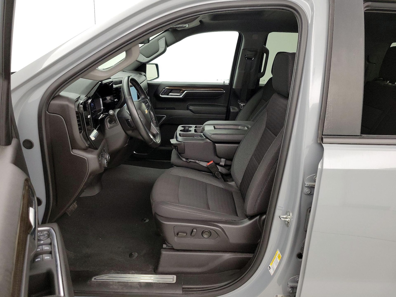 2024 Chevrolet Silverado 1500 LT - Photo 12