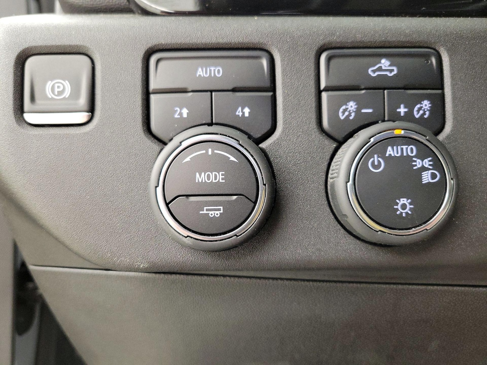 2024 Chevrolet Silverado 1500 LT - Photo 14