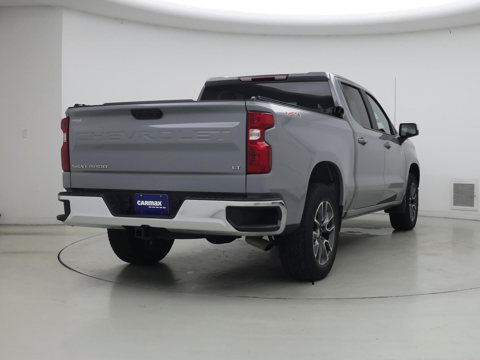 2024 Chevrolet Silverado 1500 LT - Photo 9