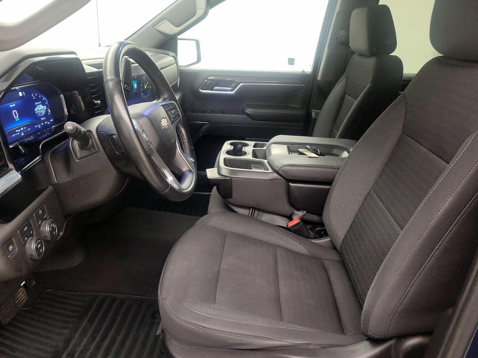 2023 Chevrolet Silverado 1500 LT - Photo 12
