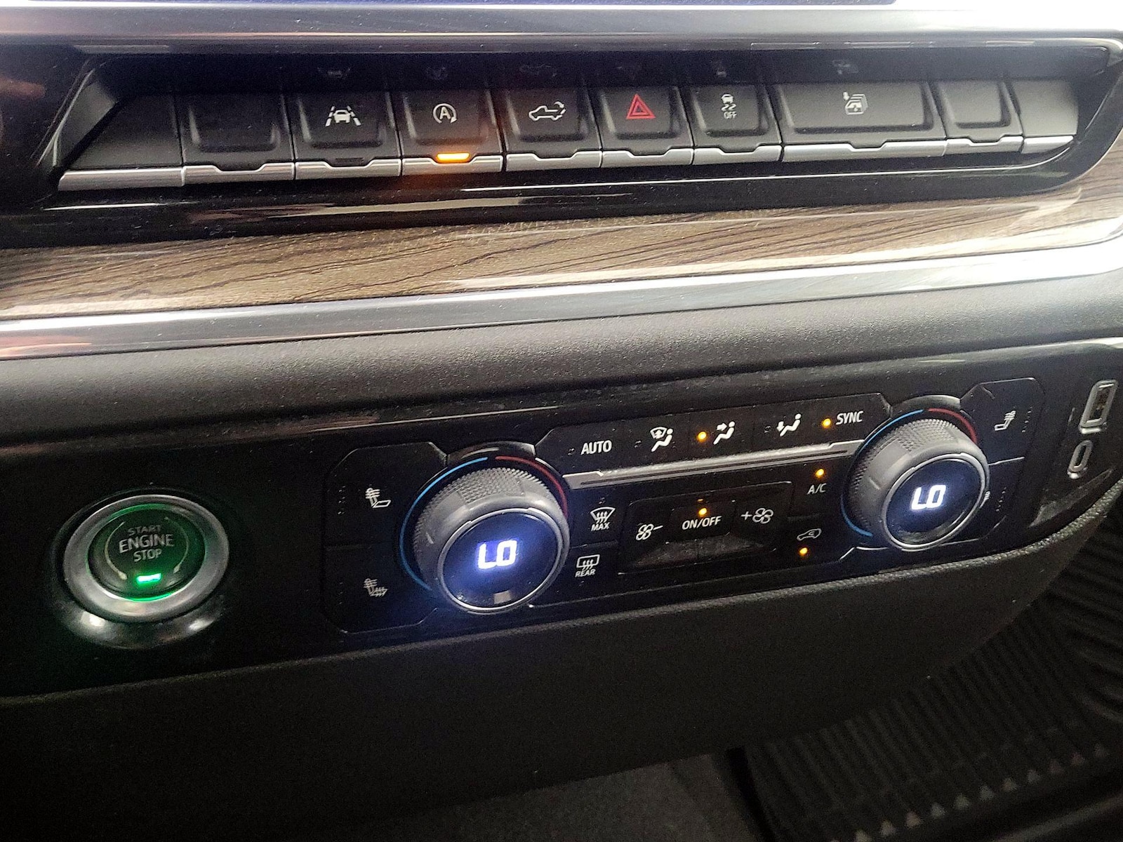 2023 Chevrolet Silverado 1500 LT - Photo 17