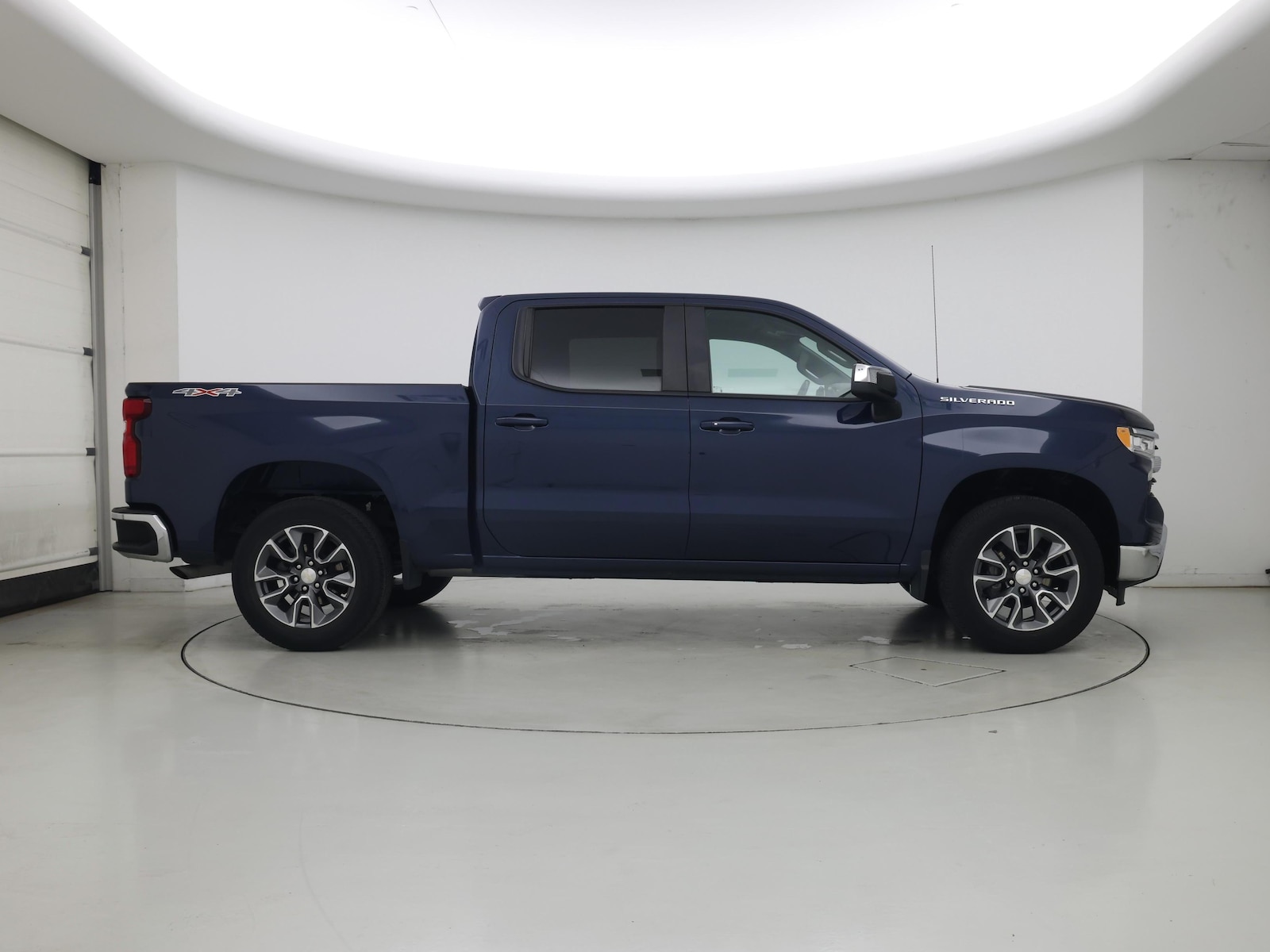 2023 Chevrolet Silverado 1500 LT - Photo 8