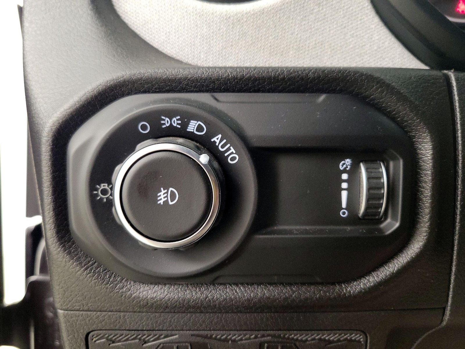 2026 Jeep Wrangler 4-Door Willys - Photo 14