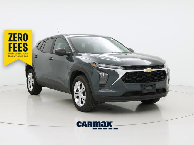 Gray 2026 Chevrolet Trax SUV / Crossover Front-Wheel Drive Automatic