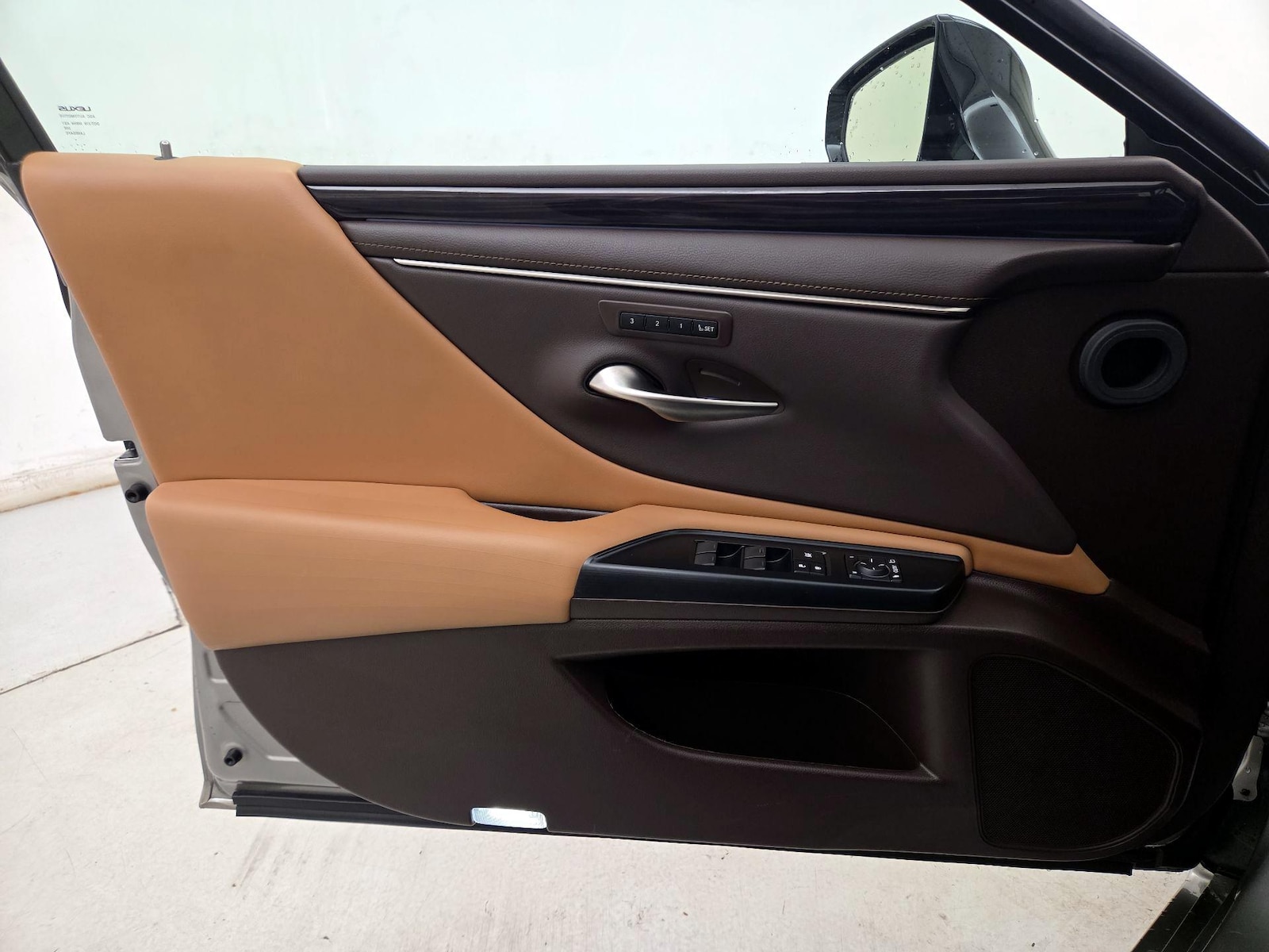 2020 Lexus ES 350 Luxury - Photo 13