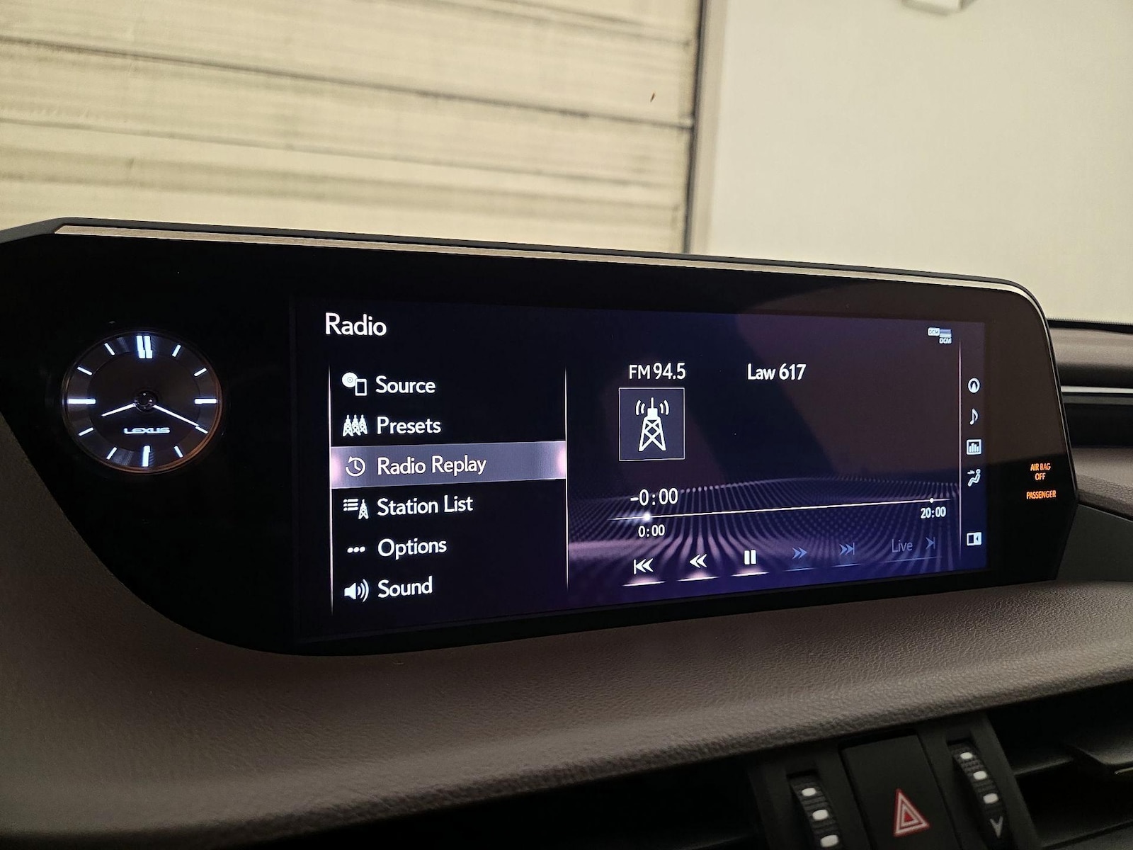 2020 Lexus ES 350 Luxury - Photo 17