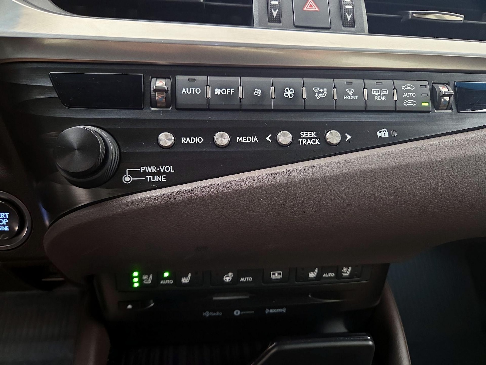 2020 Lexus ES 350 Luxury - Photo 18