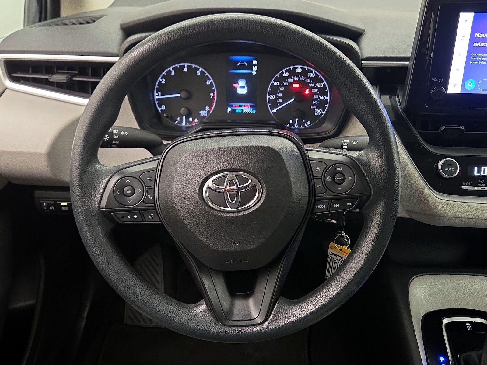 2023 Toyota Corolla LE - Photo 11