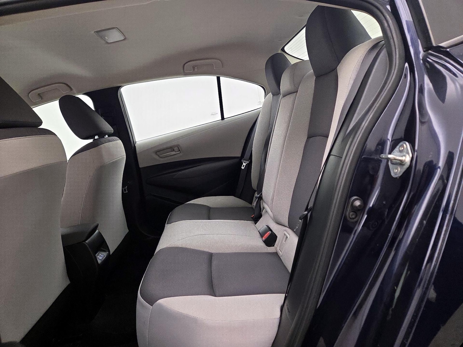 2023 Toyota Corolla LE - Photo 20