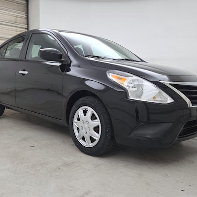 2017 Nissan Versa SV