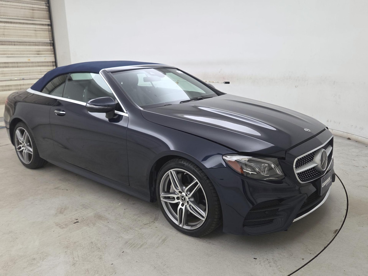 Featured vehicle