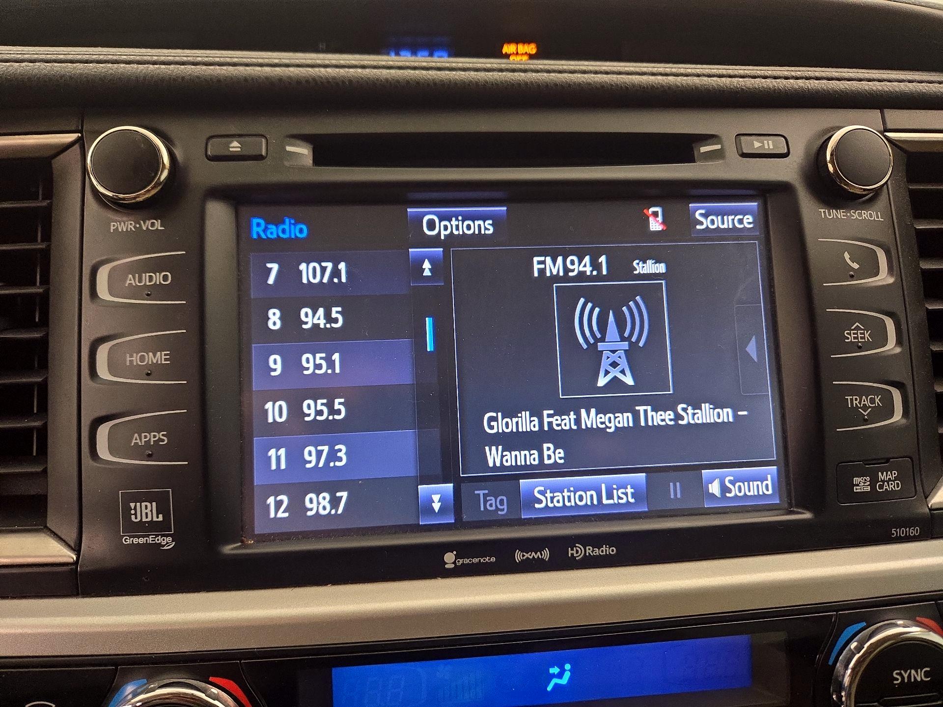 Thumbnail: 2016 Toyota Highlander - 14