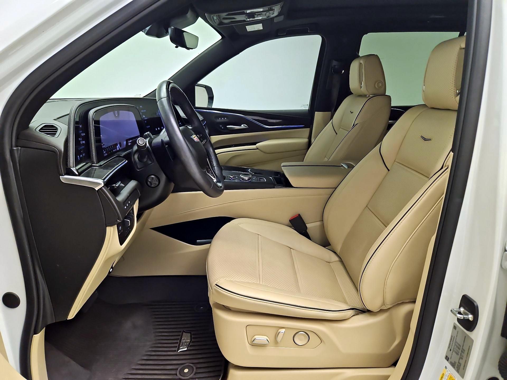 Thumbnail: 2023 Cadillac Escalade - 11