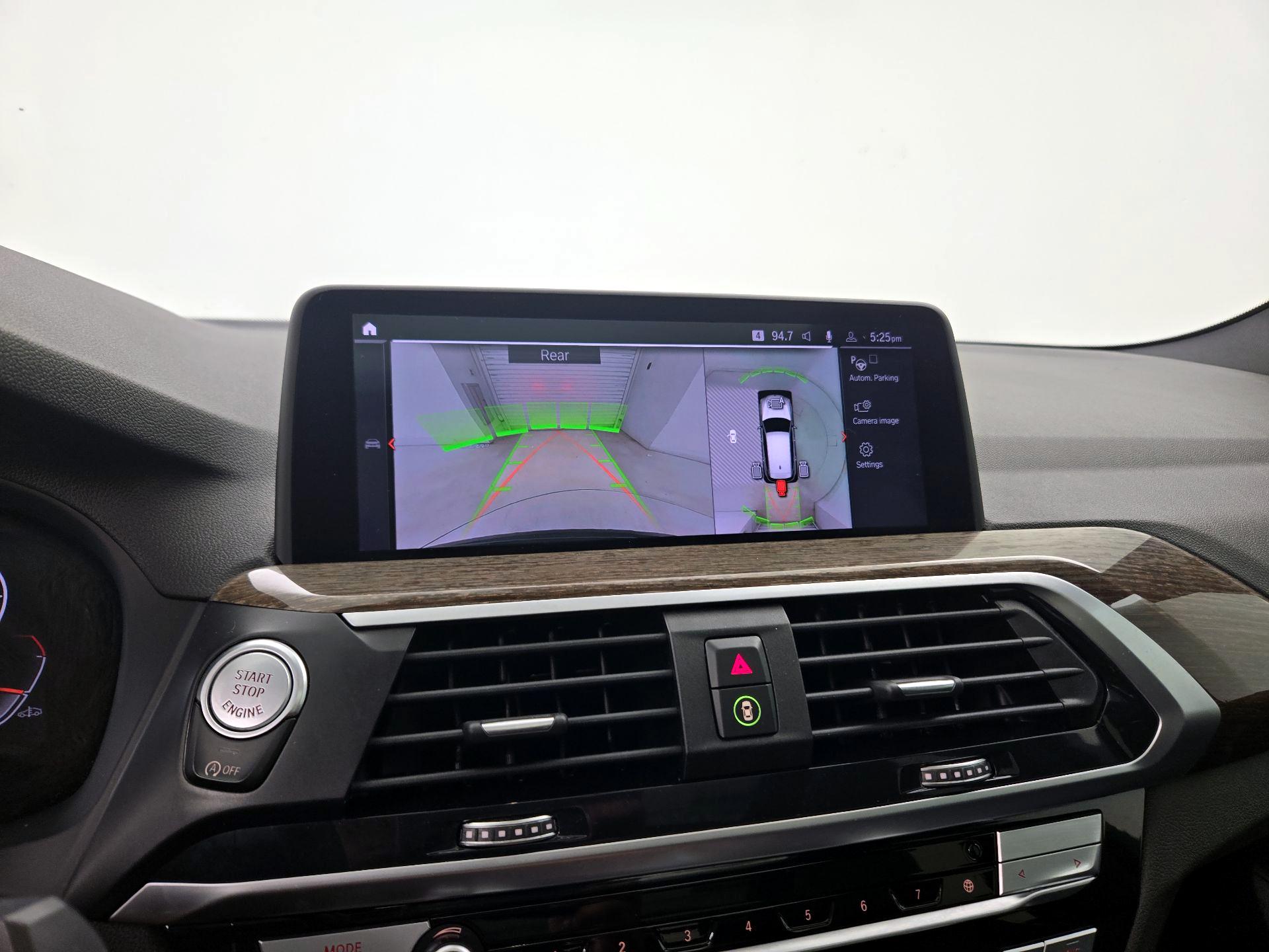 Thumbnail: 2021 BMW X3 - 14