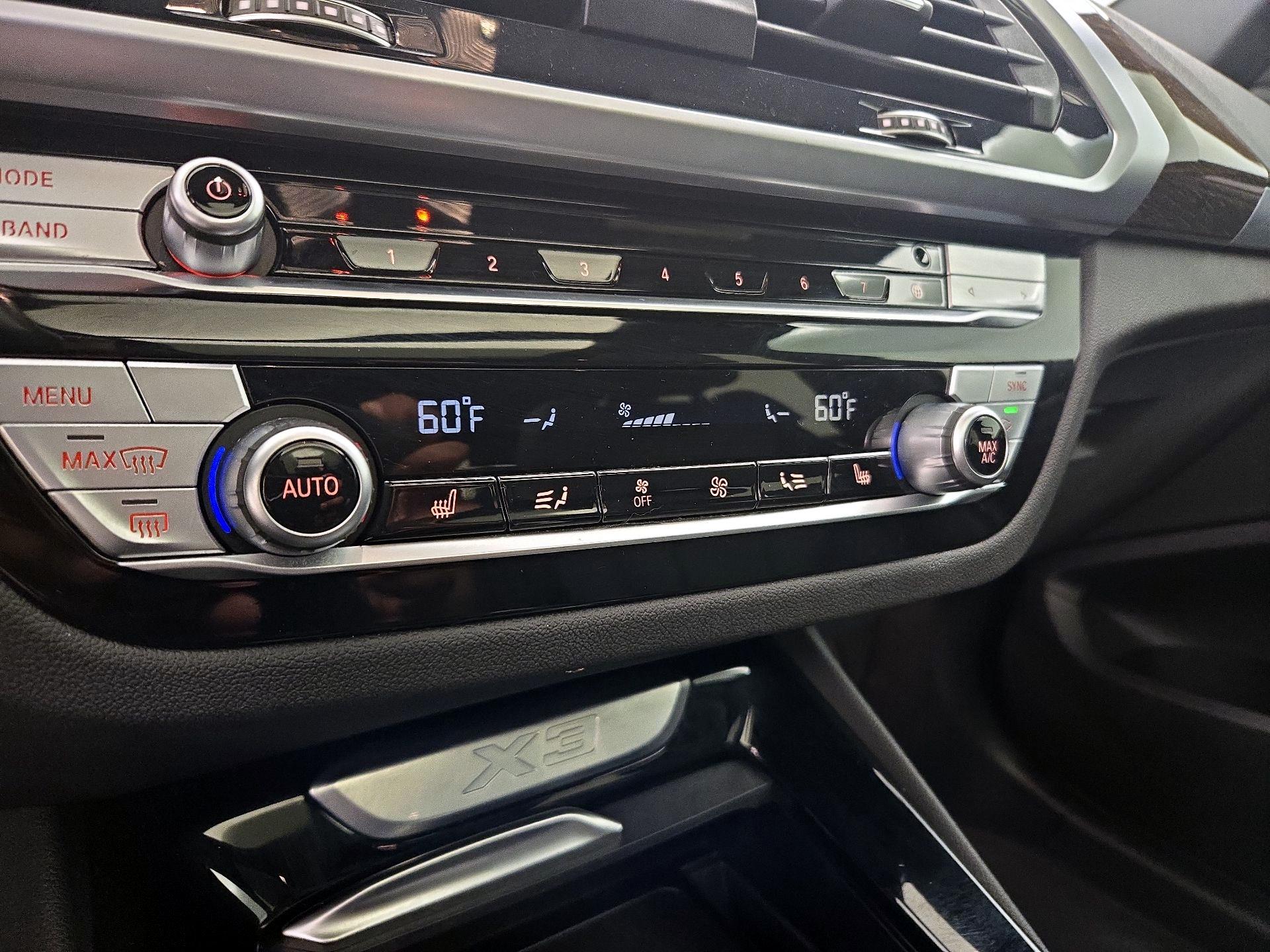 Thumbnail: 2021 BMW X3 - 16
