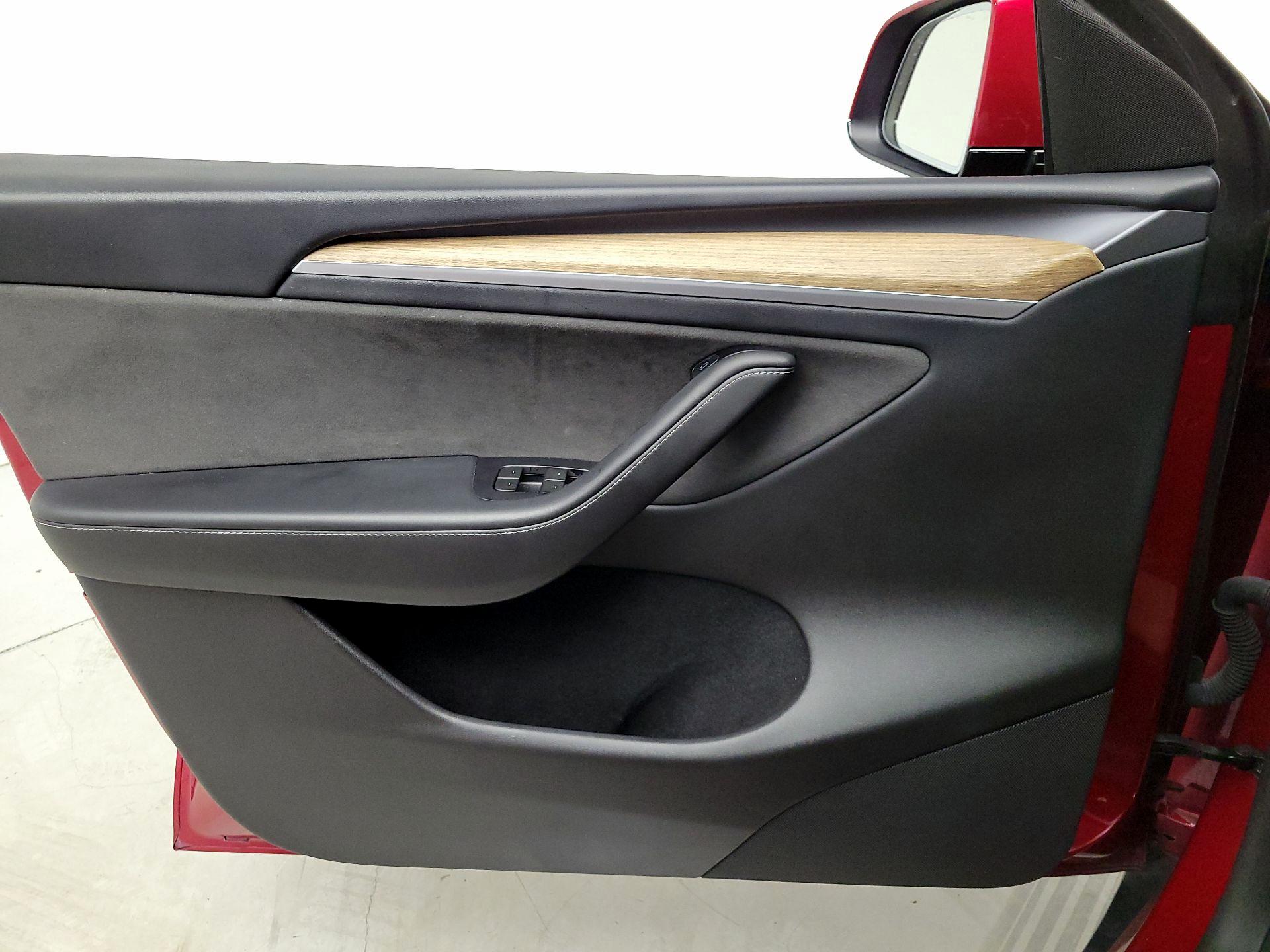 Thumbnail: 2024 Tesla Model Y - 12