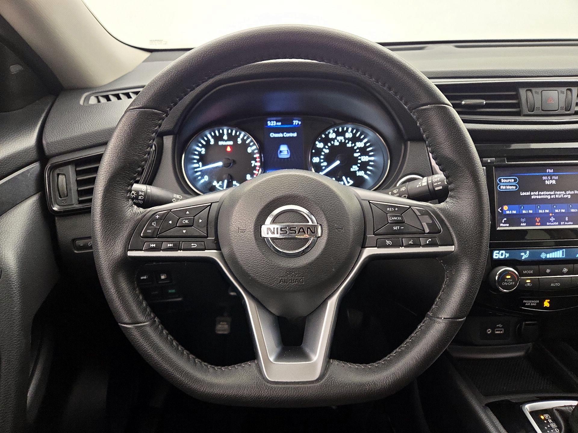 Thumbnail: 2020 Nissan Rogue - 10