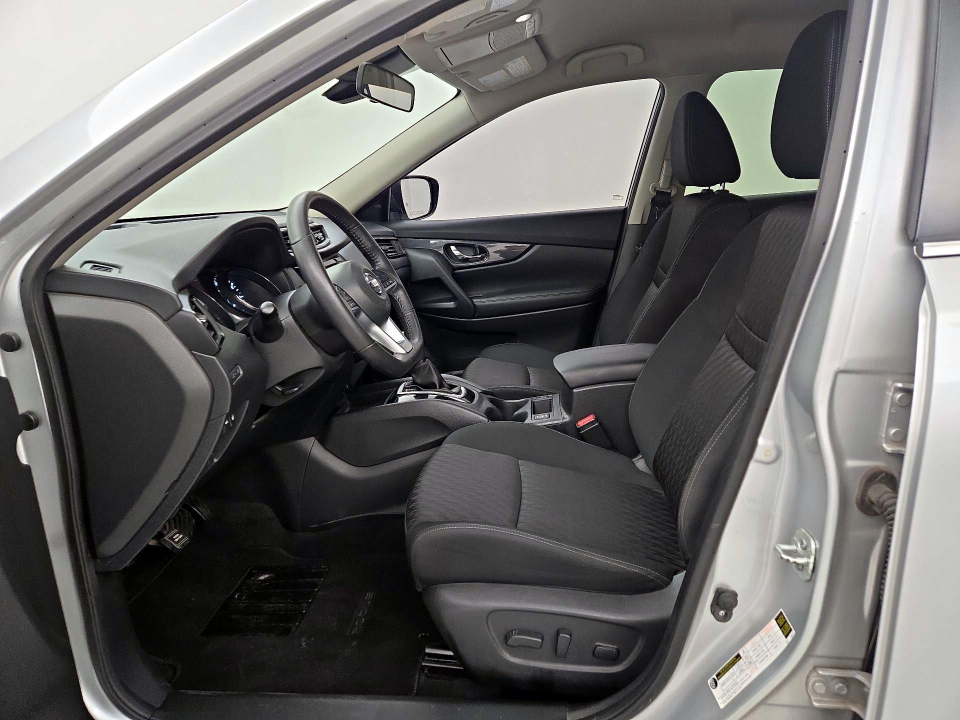 Thumbnail: 2020 Nissan Rogue - 11