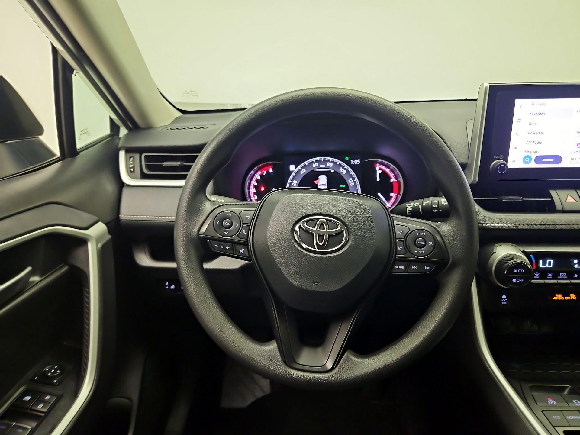 Thumbnail: 2025 Toyota RAV4 - 10