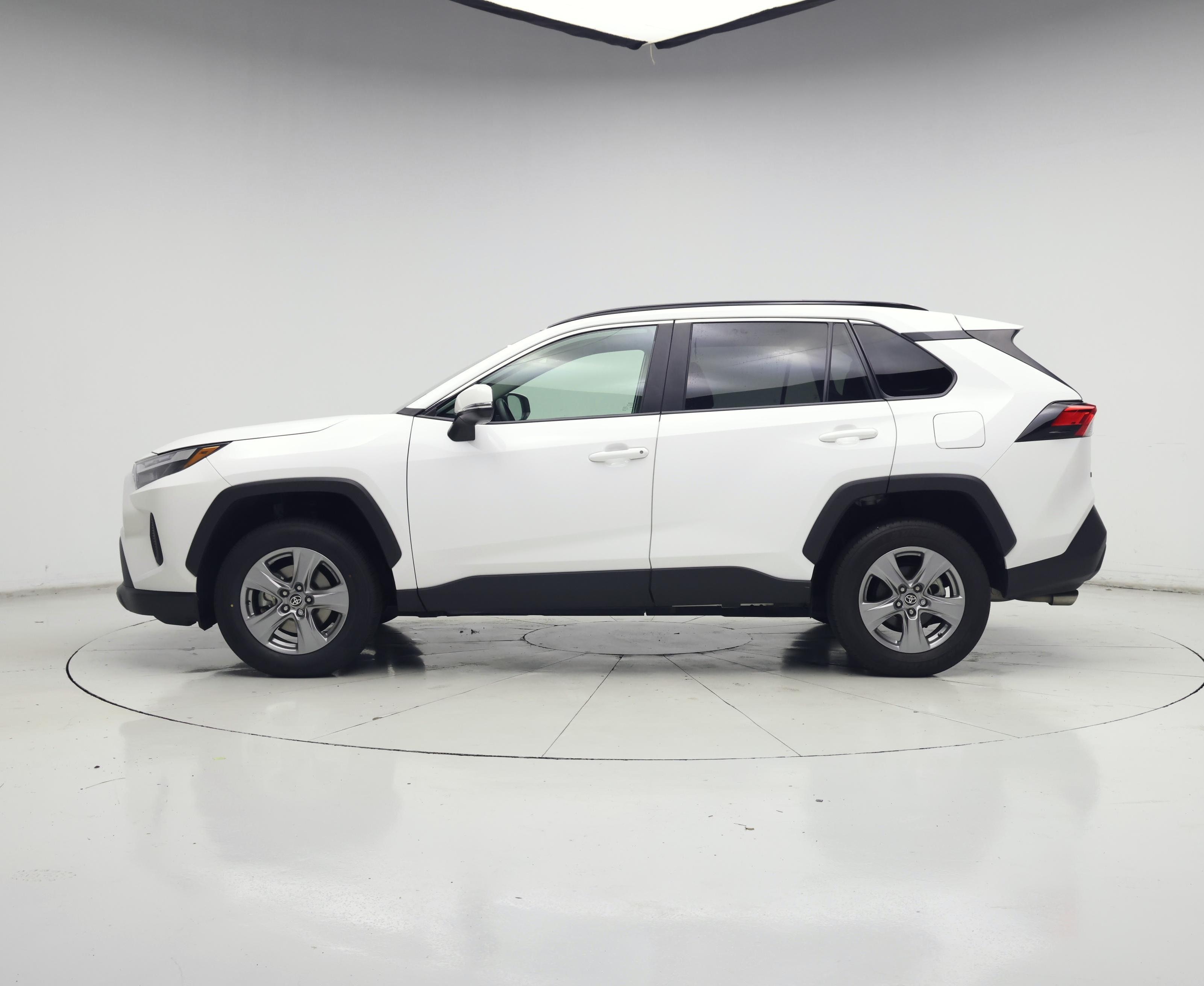 Thumbnail: 2025 Toyota RAV4 - 3