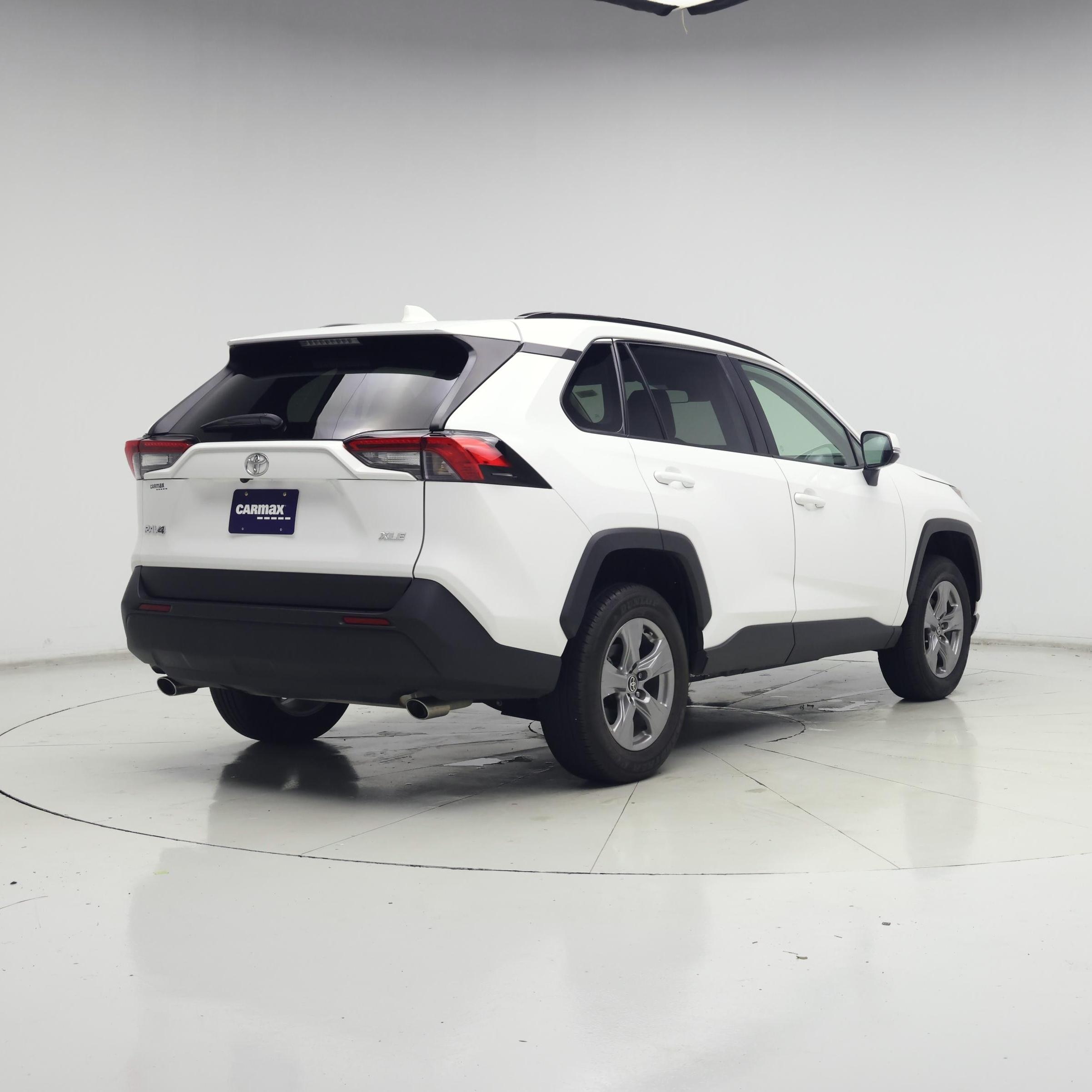 Thumbnail: 2025 Toyota RAV4 - 8