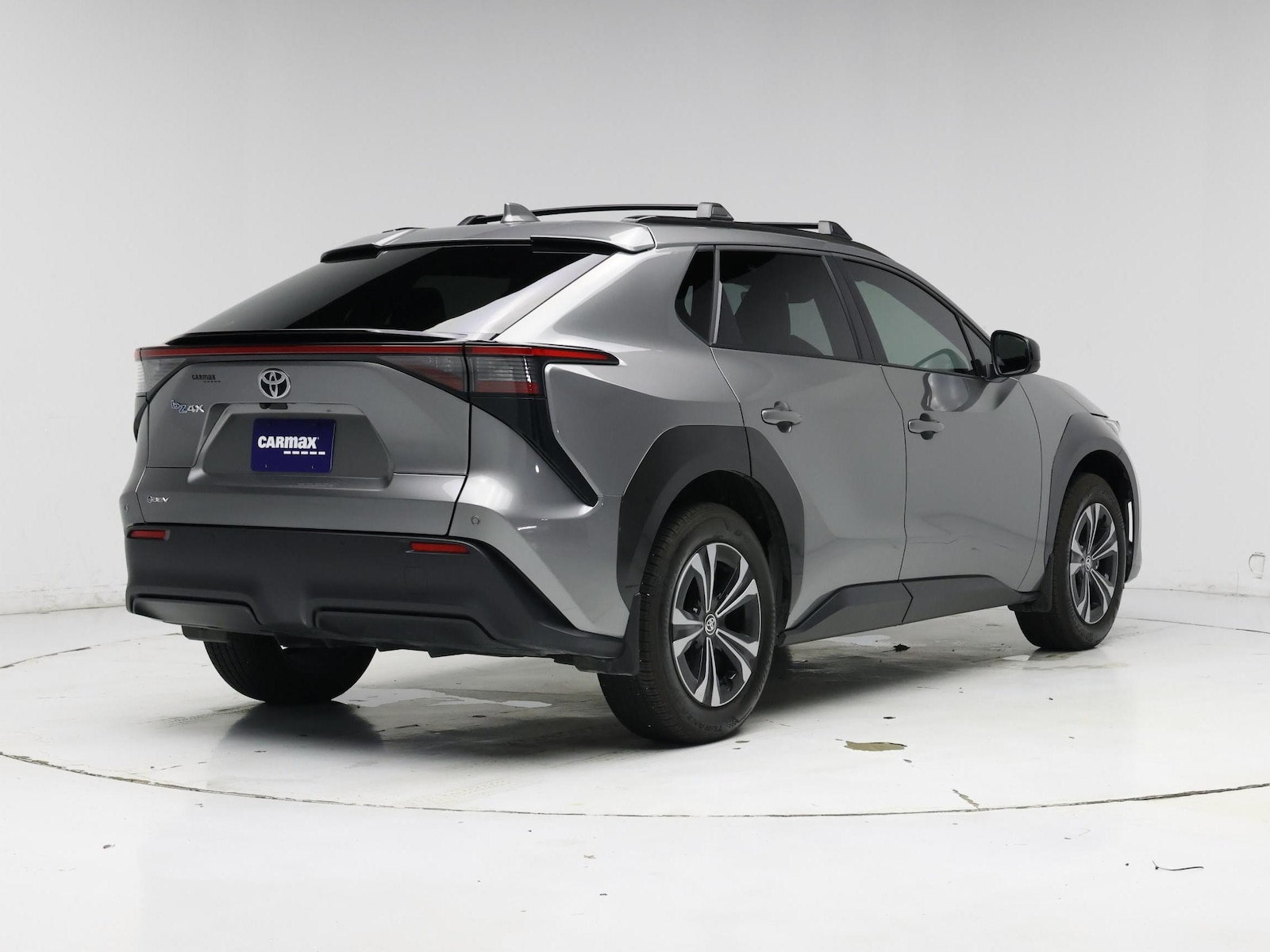 2024 Toyota bZ4X XLE - Photo 9