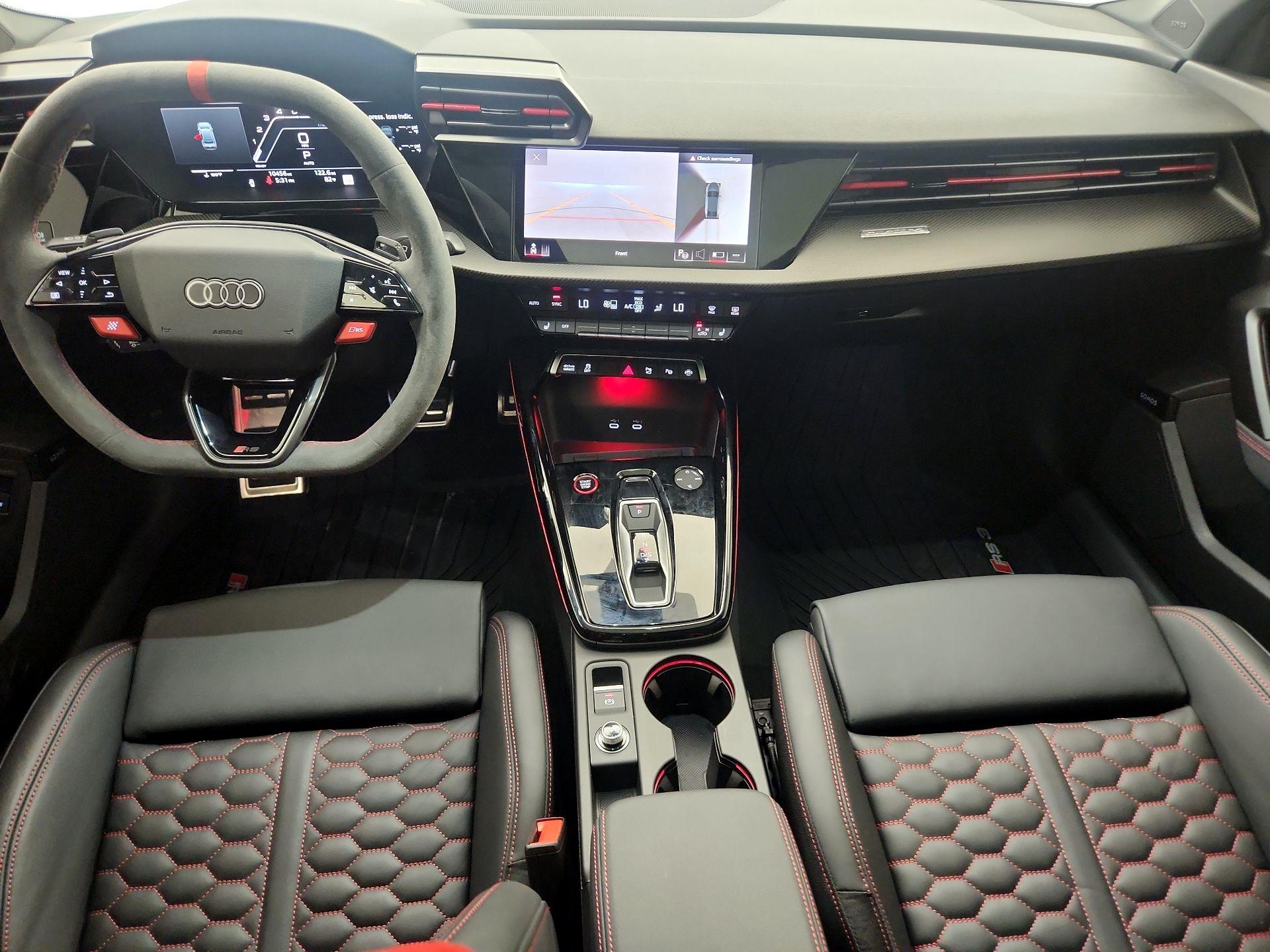 Thumbnail: 2025 Audi RS 3 - 9