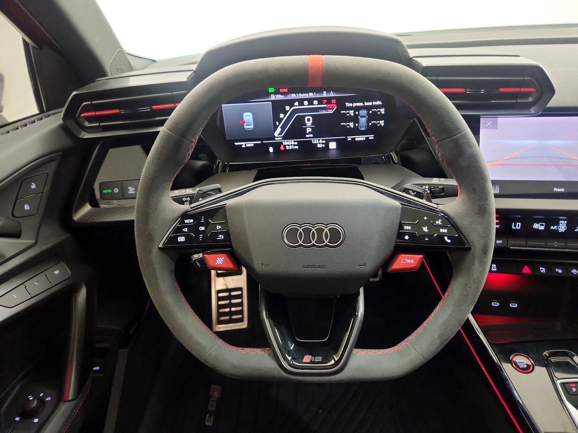 Thumbnail: 2025 Audi RS 3 - 10