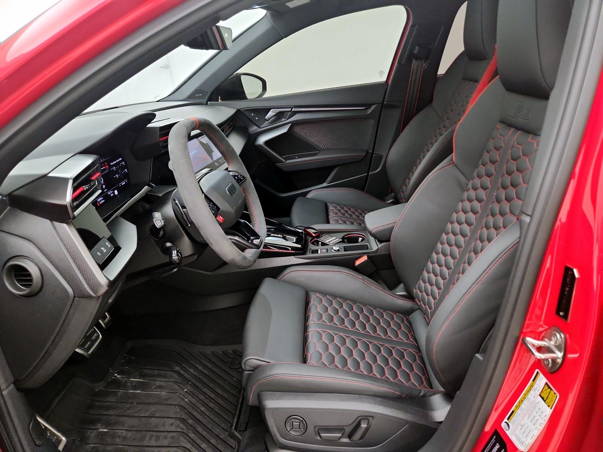 Thumbnail: 2025 Audi RS 3 - 11