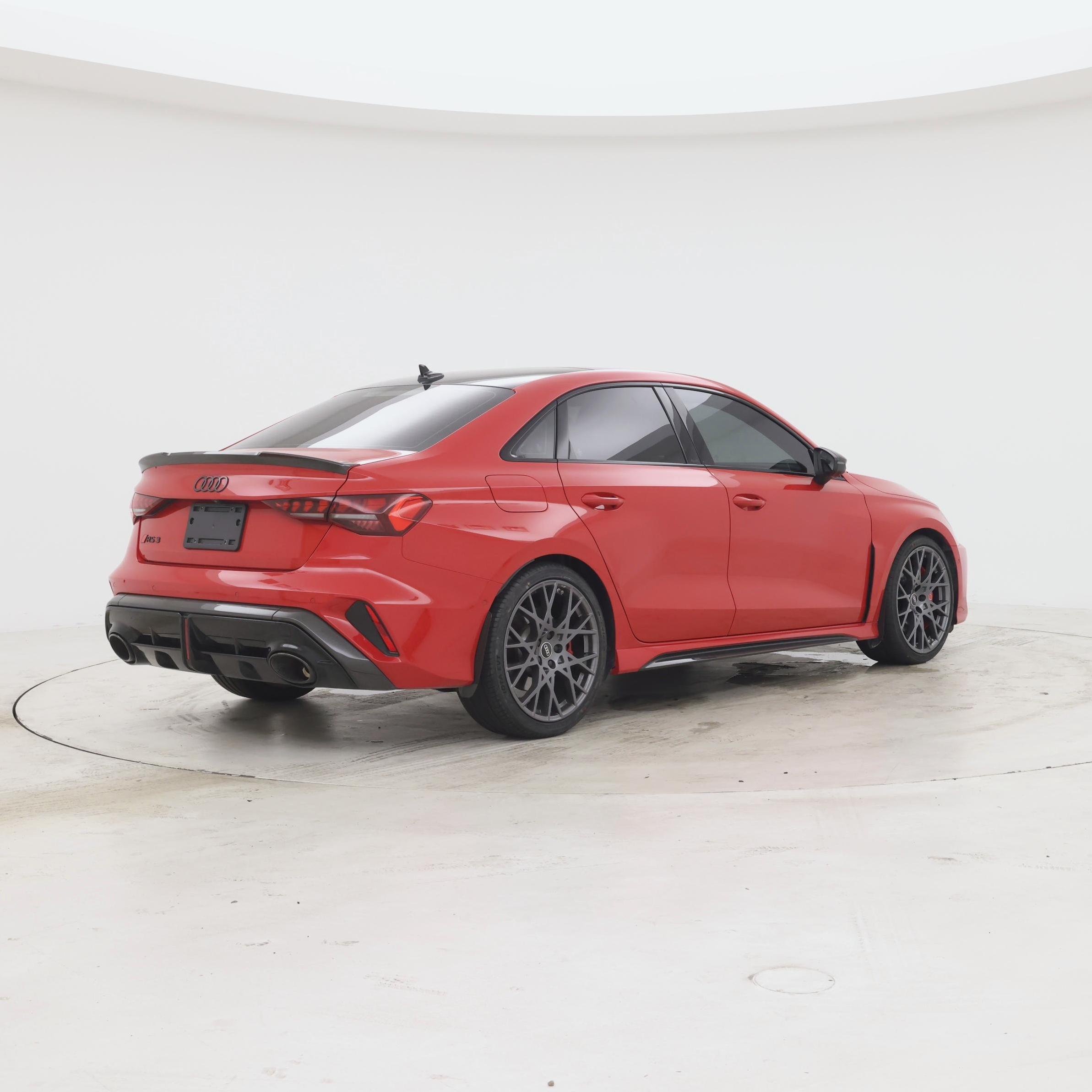 Thumbnail: 2025 Audi RS 3 - 8