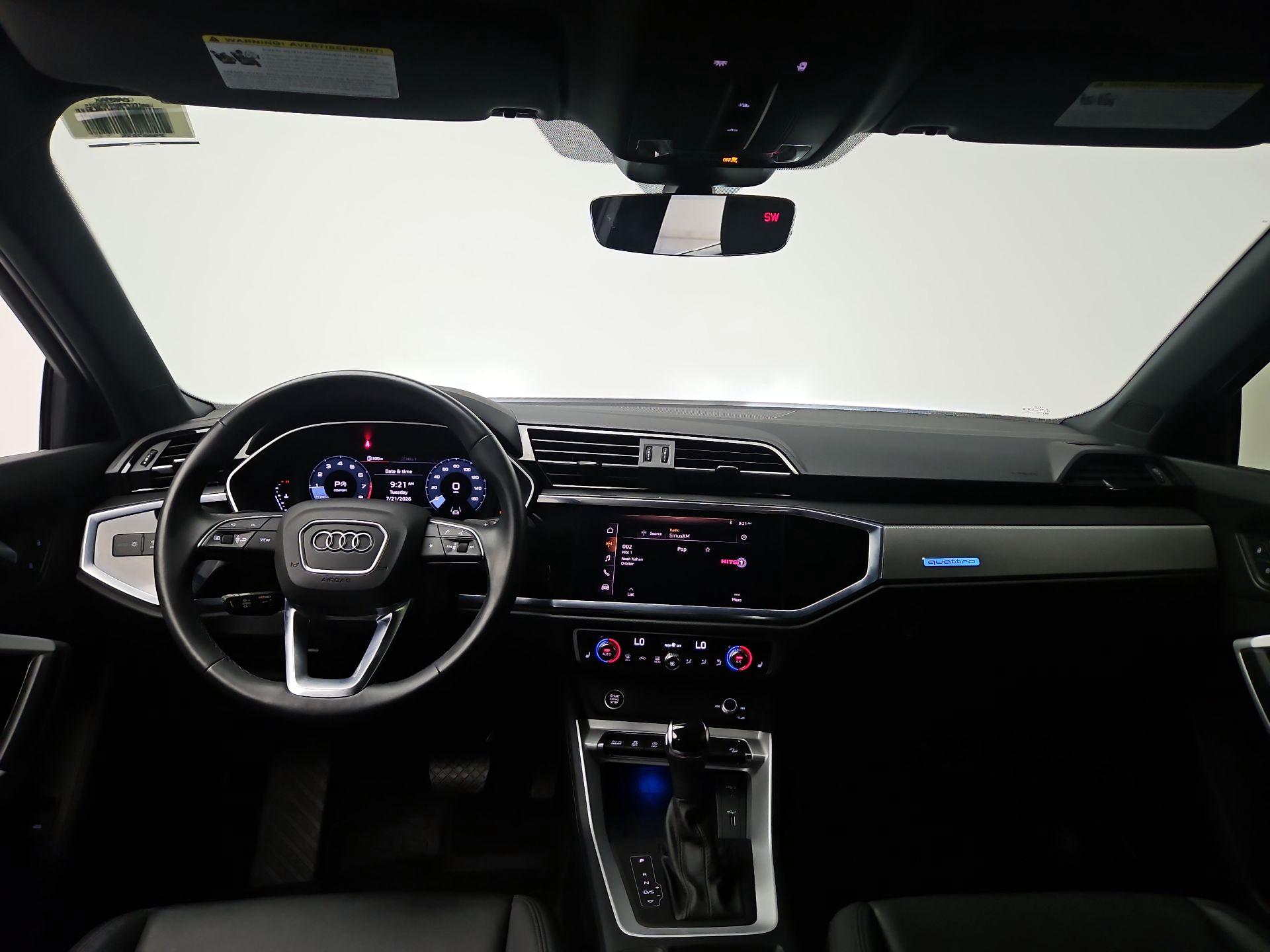 Thumbnail: 2021 Audi Q3 - 9
