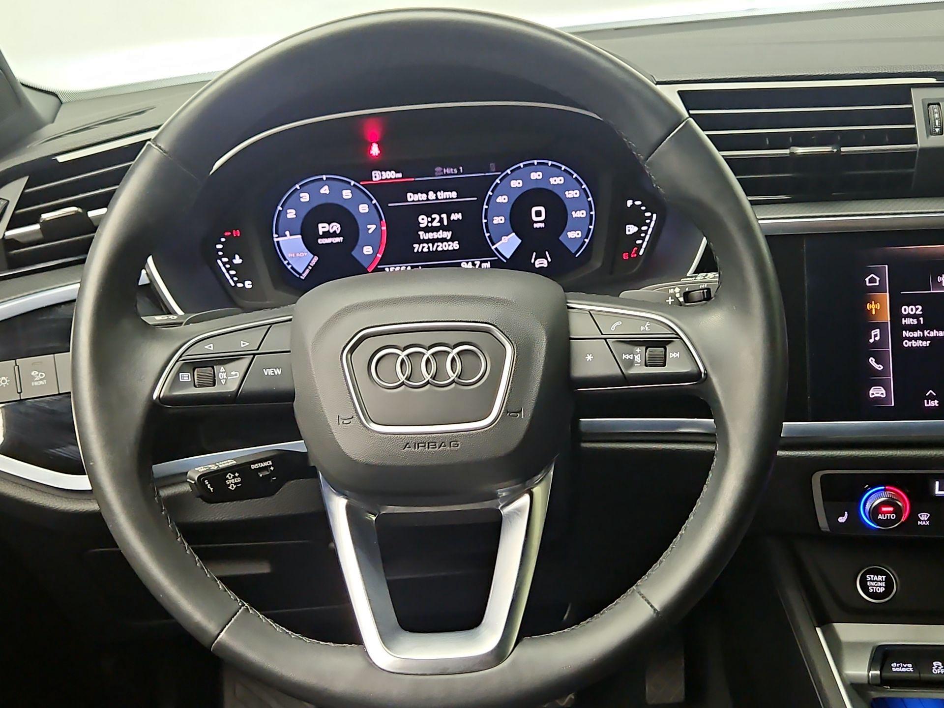 Thumbnail: 2021 Audi Q3 - 10