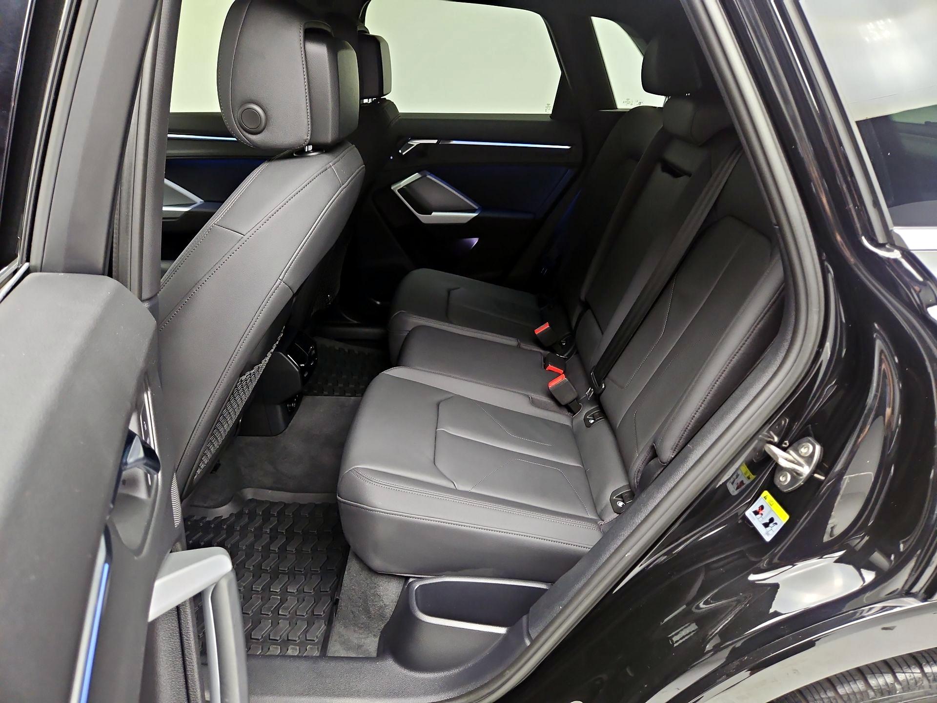 Thumbnail: 2021 Audi Q3 - 19