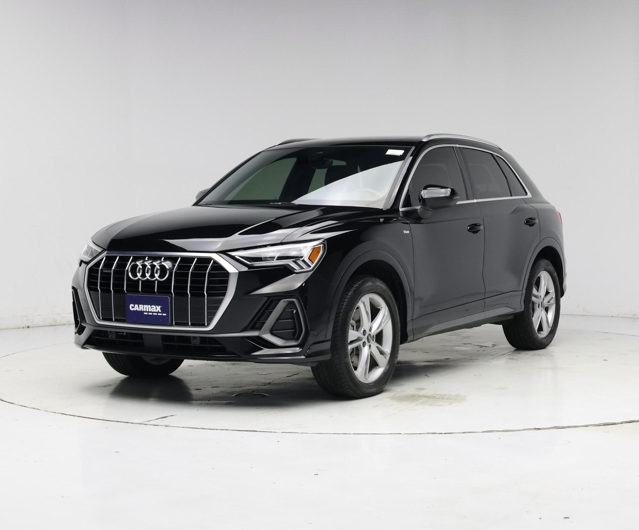 Thumbnail: 2021 Audi Q3 - 4