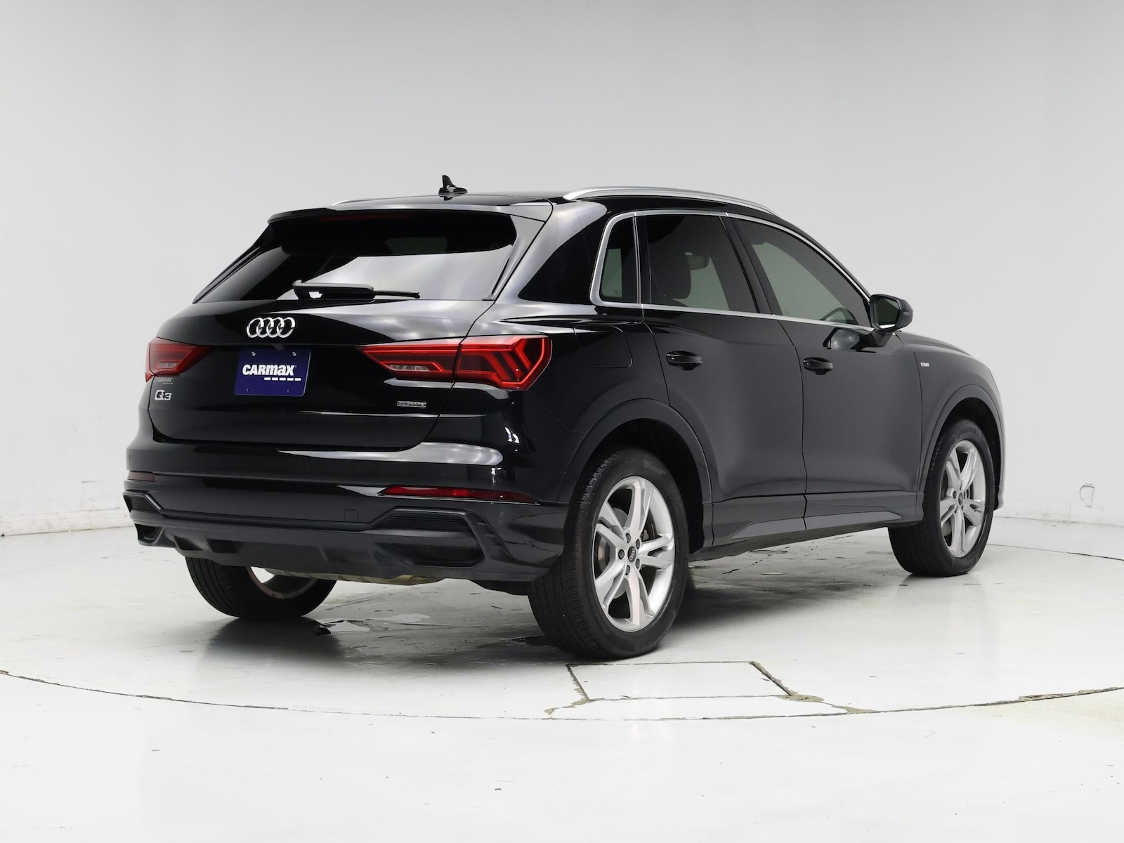 2021 Audi Q3 S Line Premium Plus - Photo 9