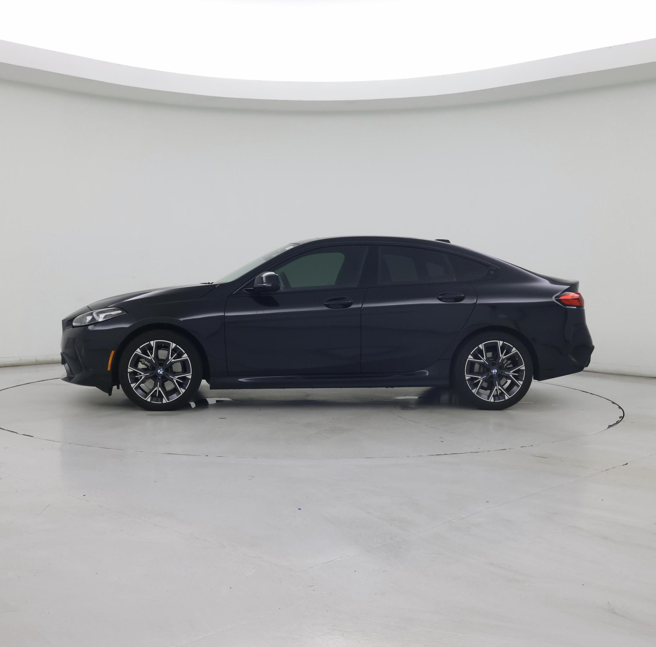 Thumbnail: 2026 BMW 2 Series - 3