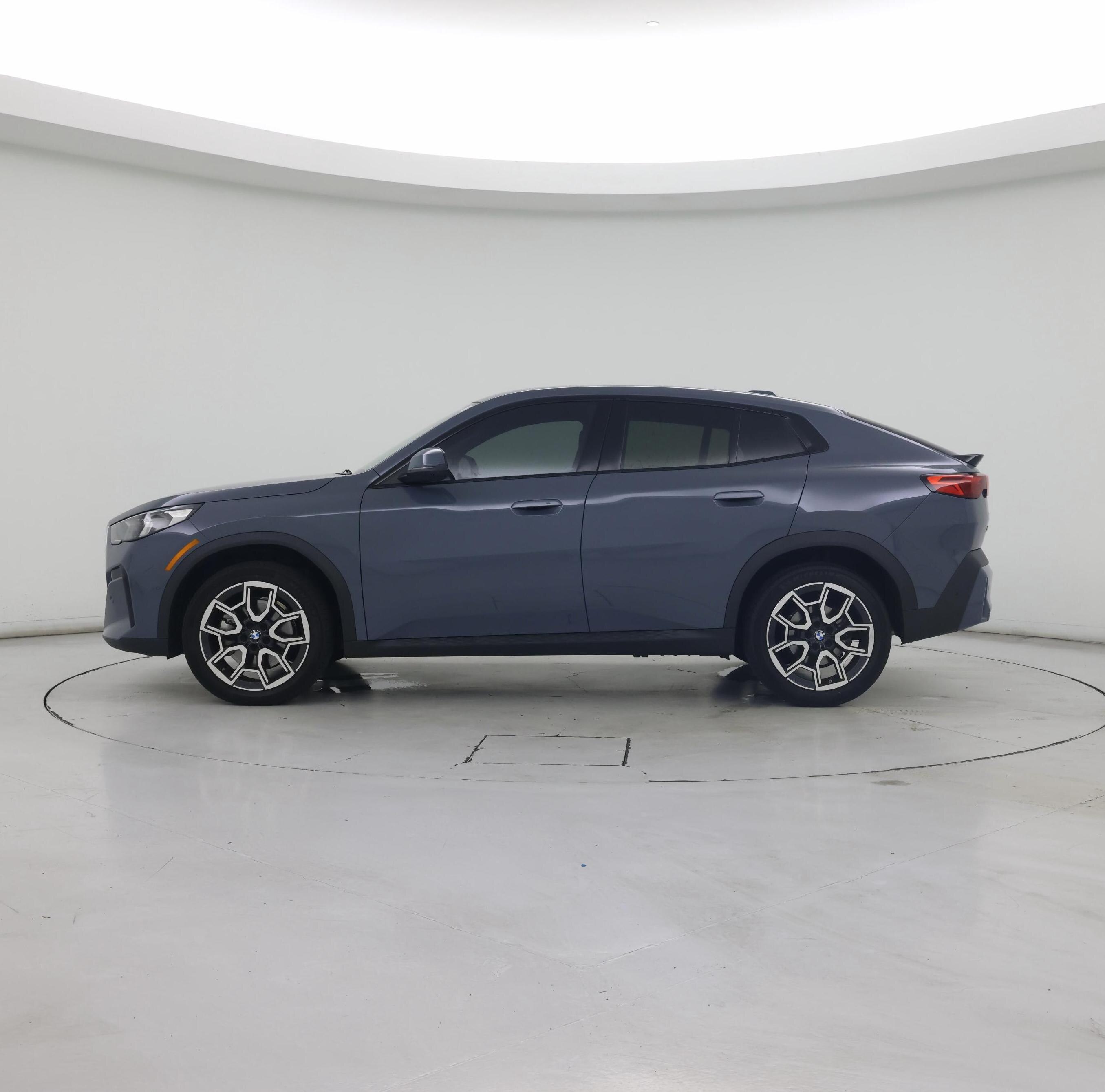 Thumbnail: 2025 BMW X2 - 3