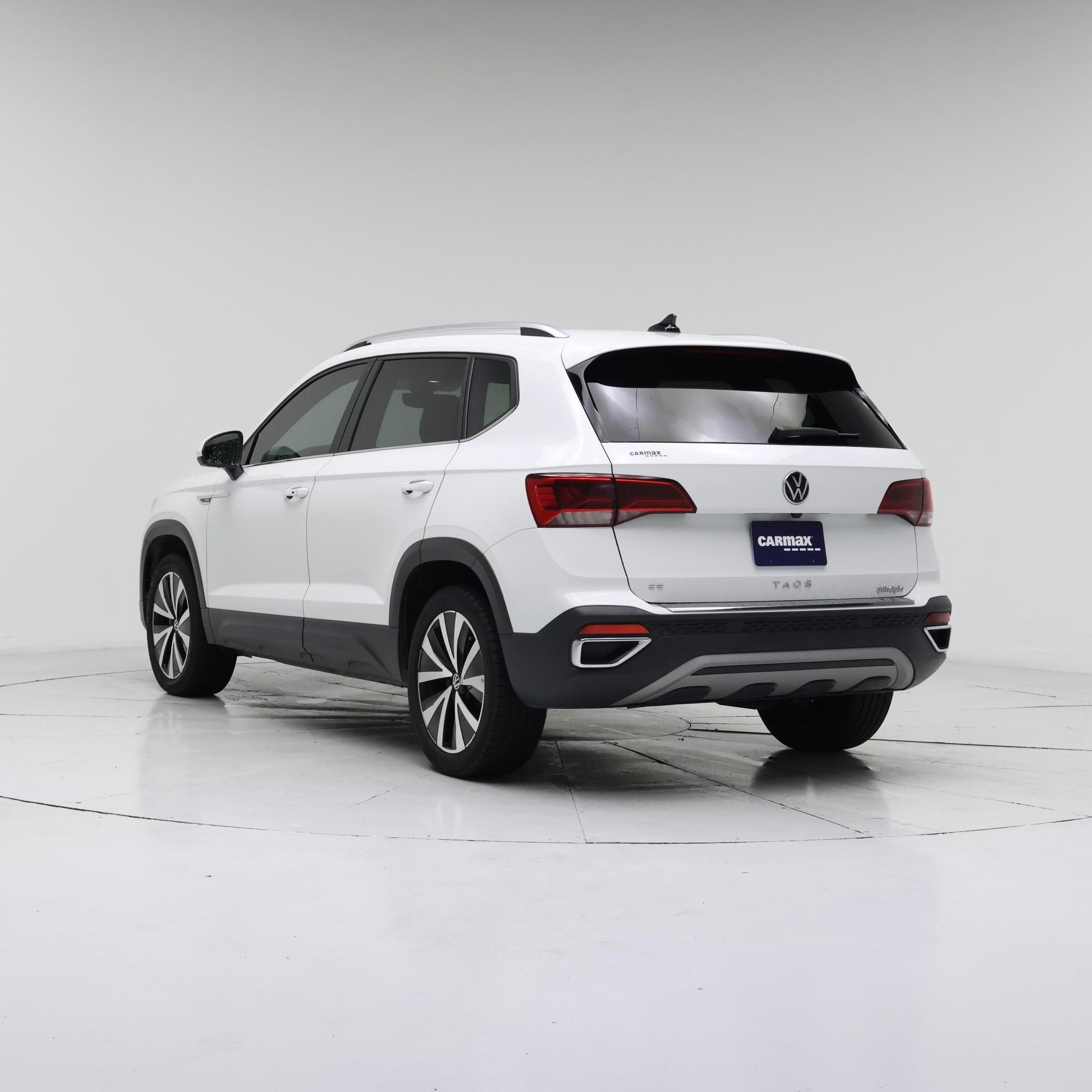 Thumbnail: 2023 Volkswagen Taos - 2
