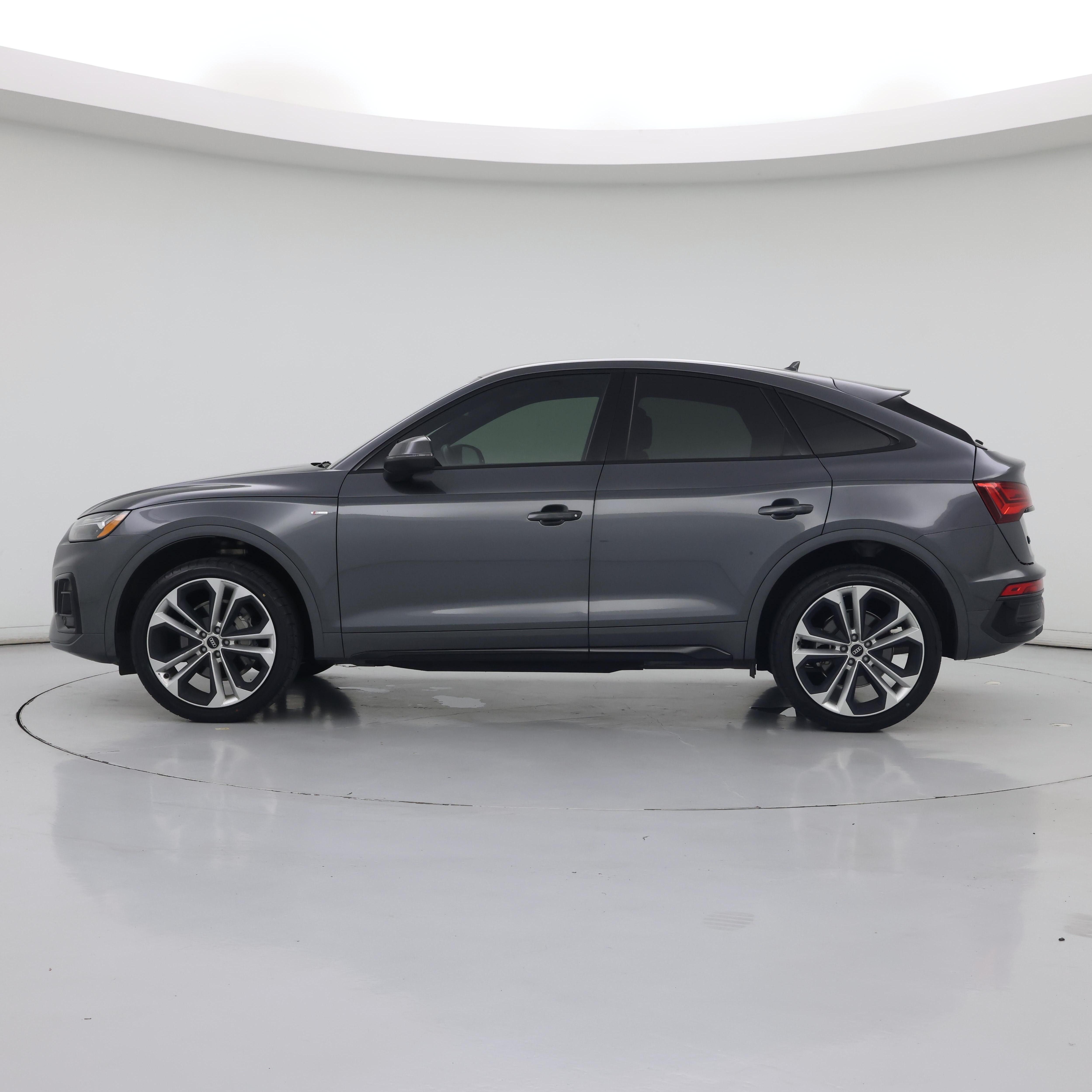 Thumbnail: 2023 Audi Q5 - 3