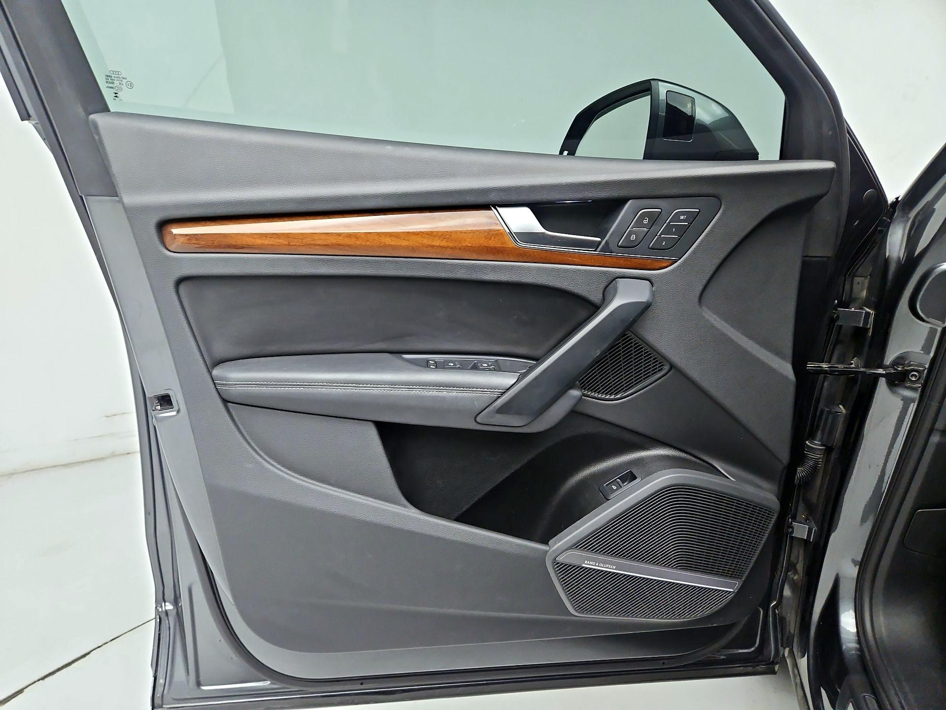 Thumbnail: 2023 Audi Q5 - 12