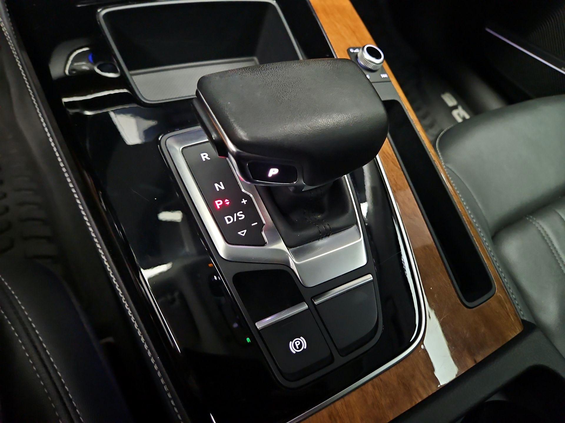 Thumbnail: 2023 Audi Q5 - 18